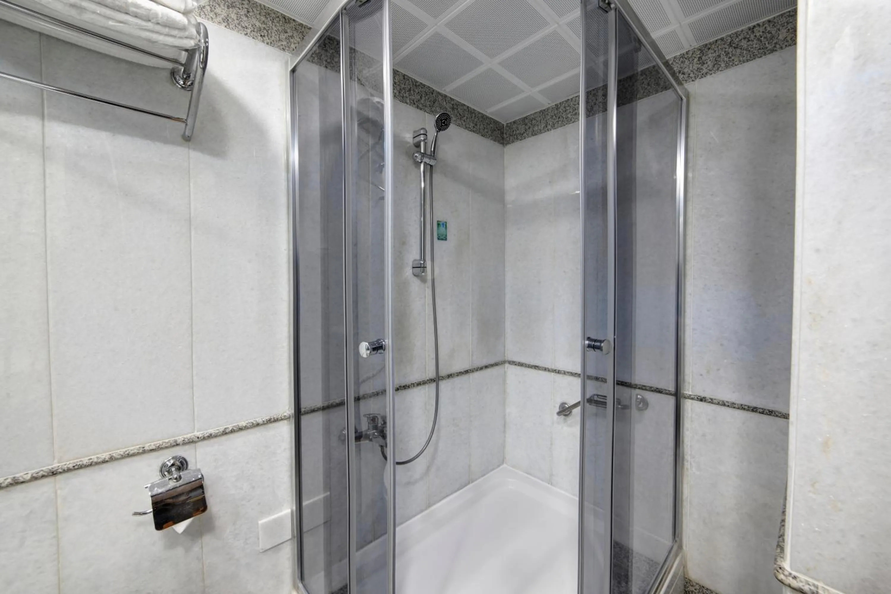 Shower in Hotel Ephesus Istanbul