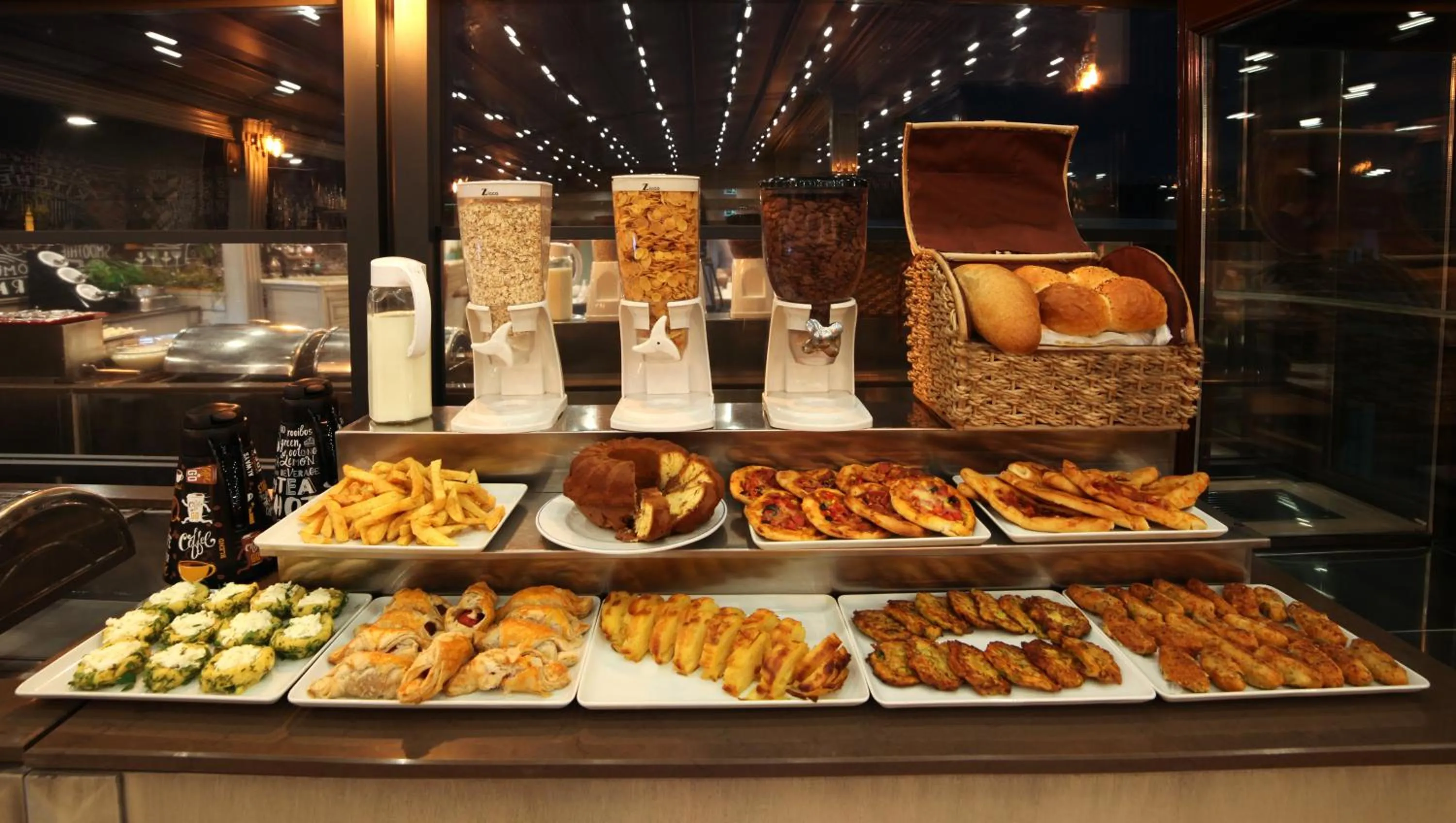 Restaurant/places to eat in Hotel Ephesus Istanbul