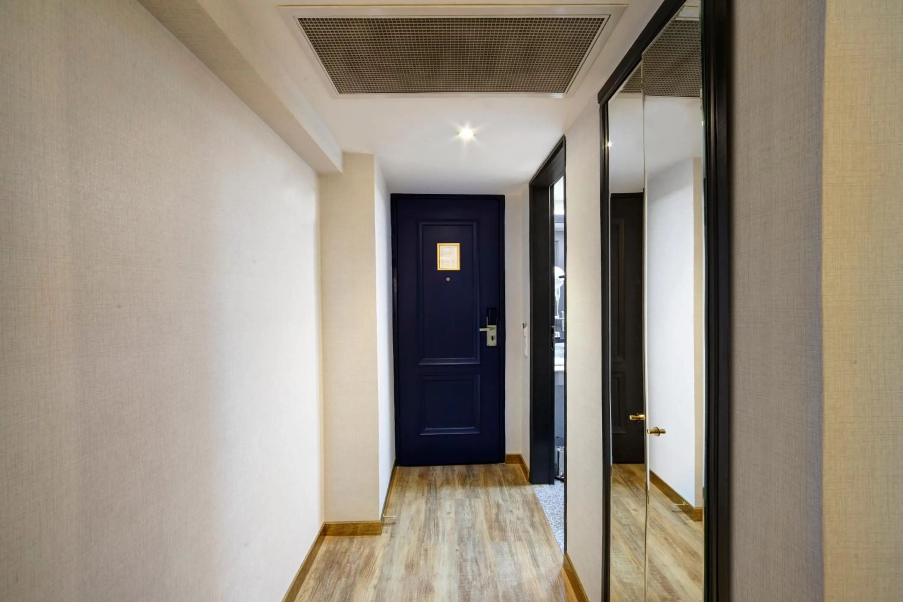 wardrobe in Hotel Ephesus Istanbul