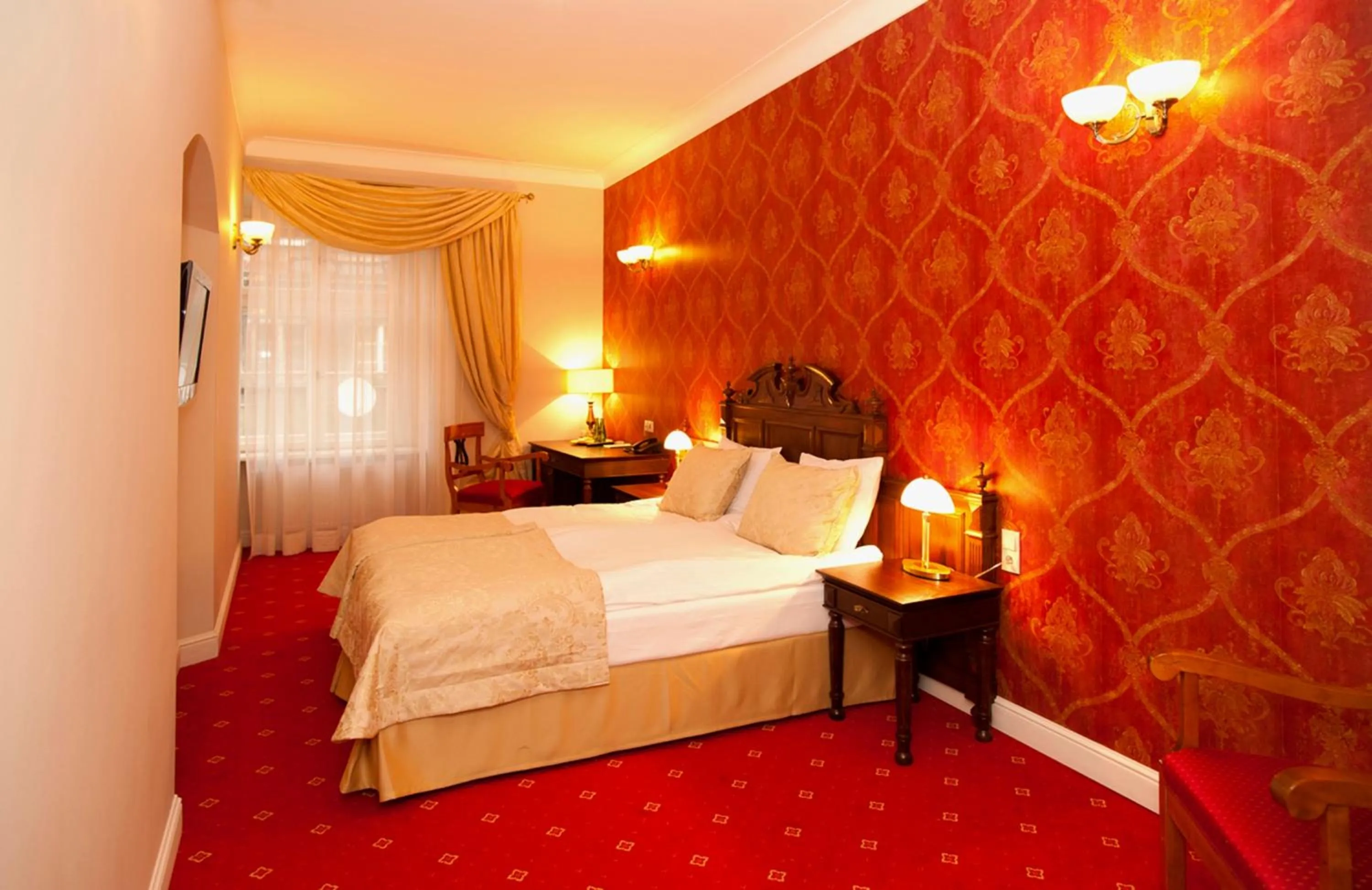 Bed in Hotel Kolegiacki