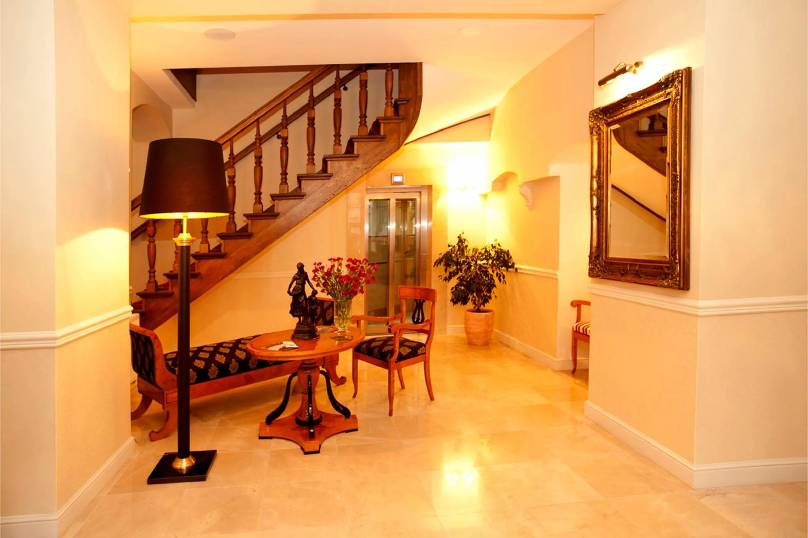 Lobby or reception in Hotel Kolegiacki