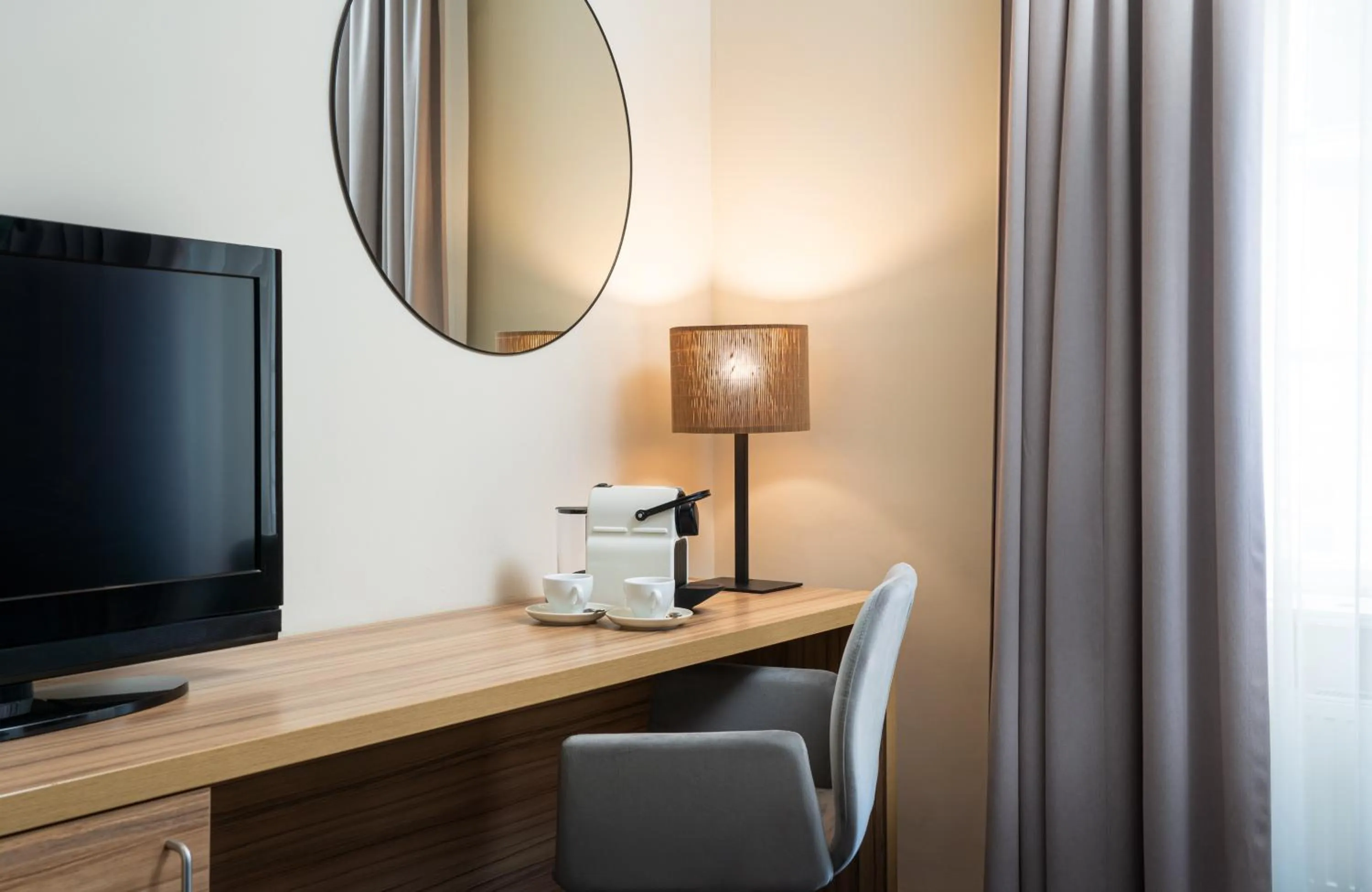 hair dresser in Leonardo Boutique Hotel Salzburg Gablerbräu