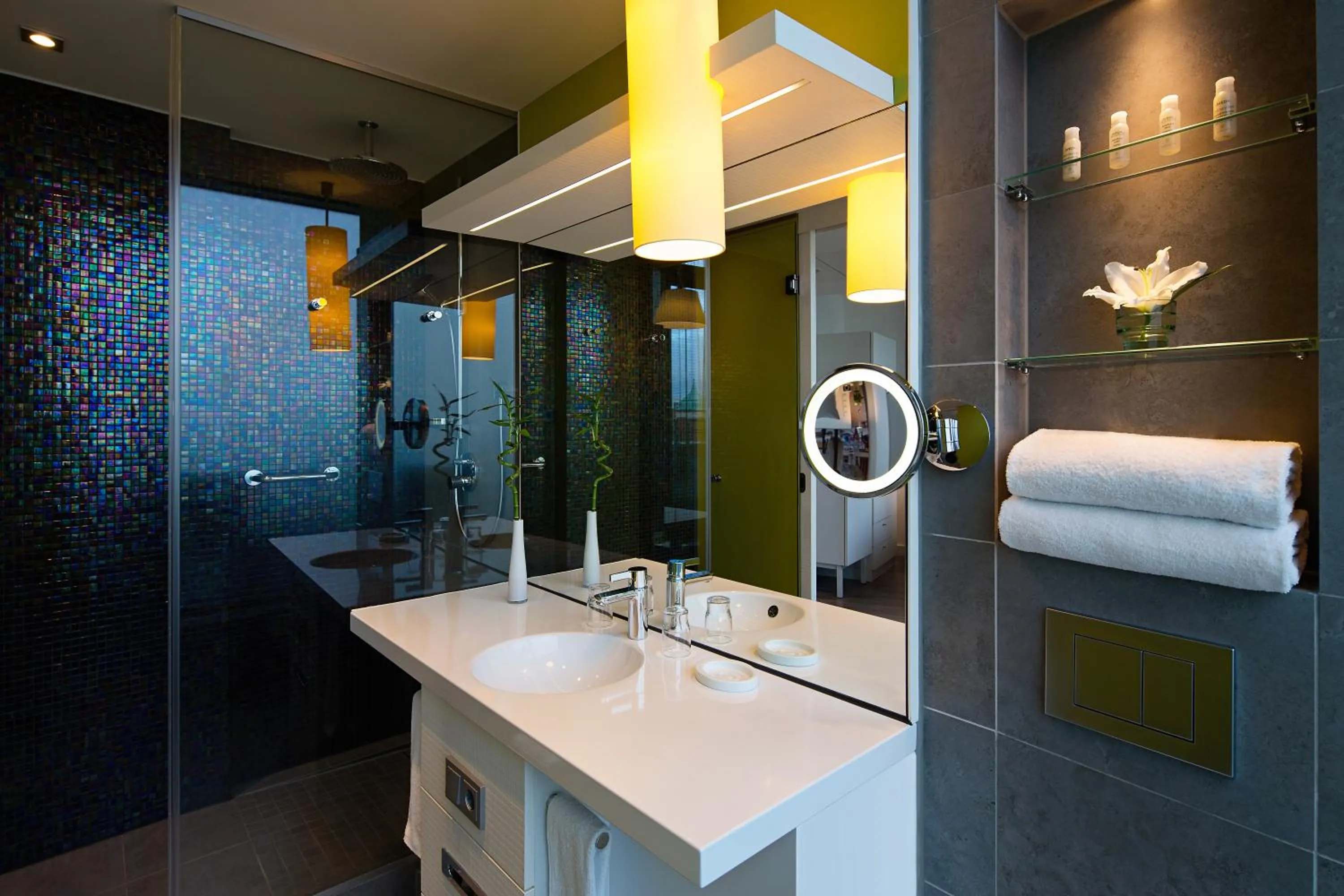 Bathroom in Hotel Indigo Berlin – Ku’damm by IHG