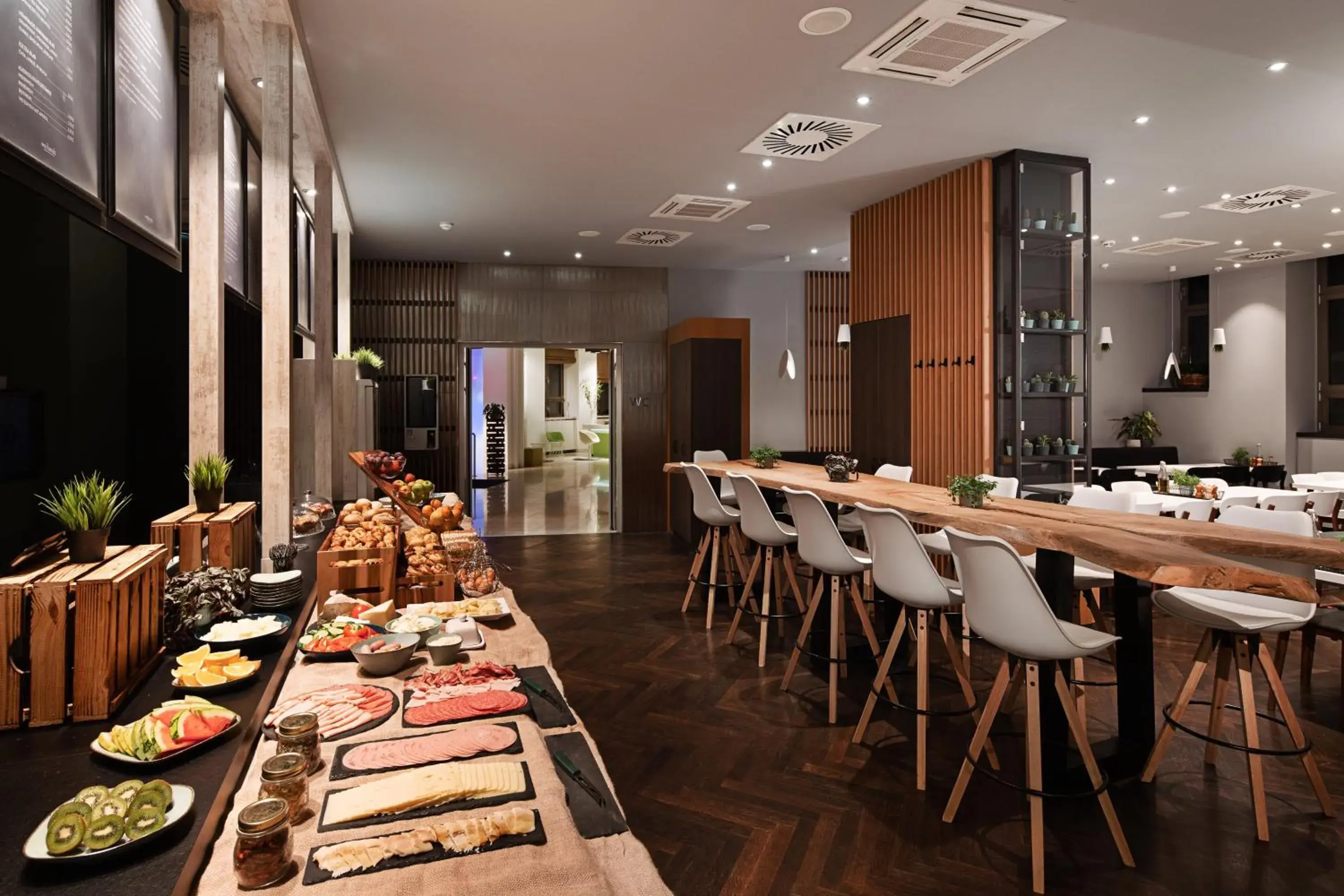 Restaurant/places to eat in Hotel Indigo Berlin – Ku’damm by IHG Restaurant/places to eat in Hotel Indigo Berlin – Ku’damm by IHG