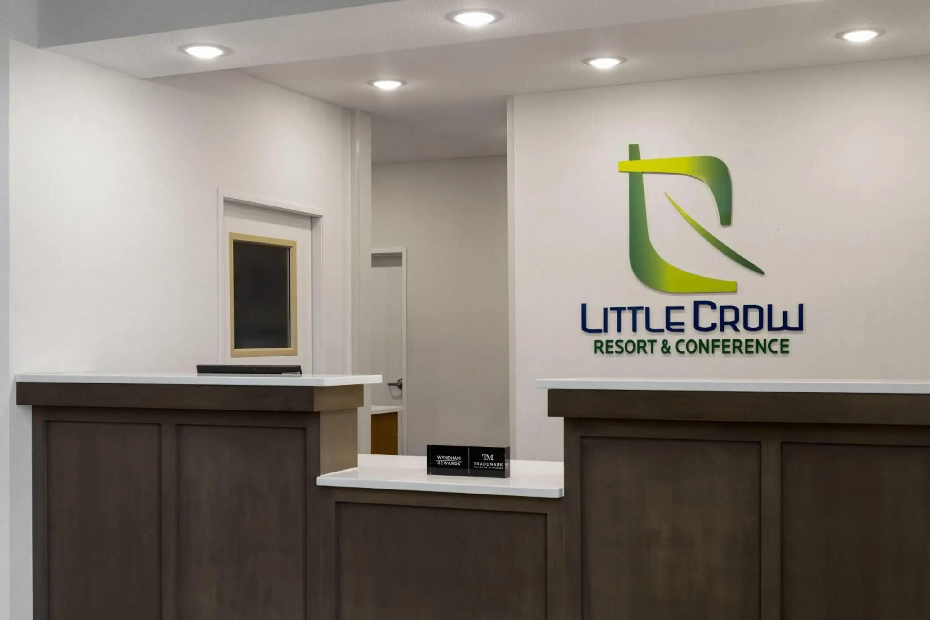 Lobby or reception in Little Crow Resort & Conference, Trademark by Wyndham Lobby or reception in Little Crow Resort & Conference, Trademark by Wyndham