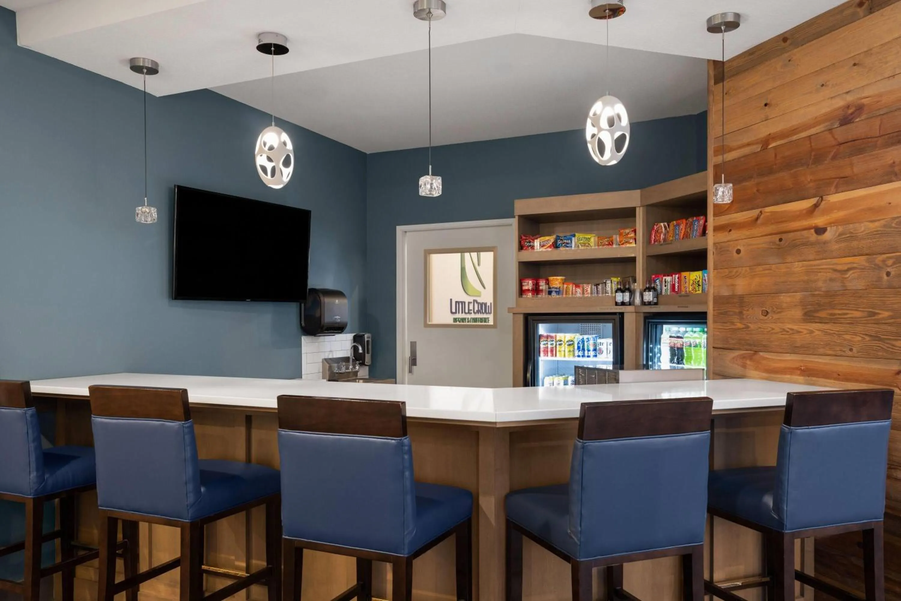 Food and drinks in Little Crow Resort & Conference, Trademark by Wyndham