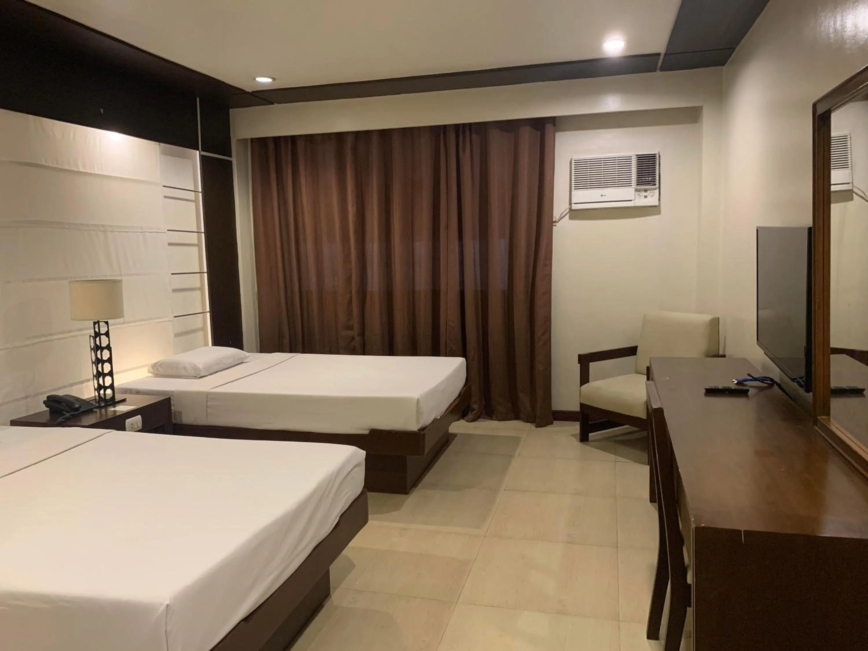 Bed in De Luxe Hotel