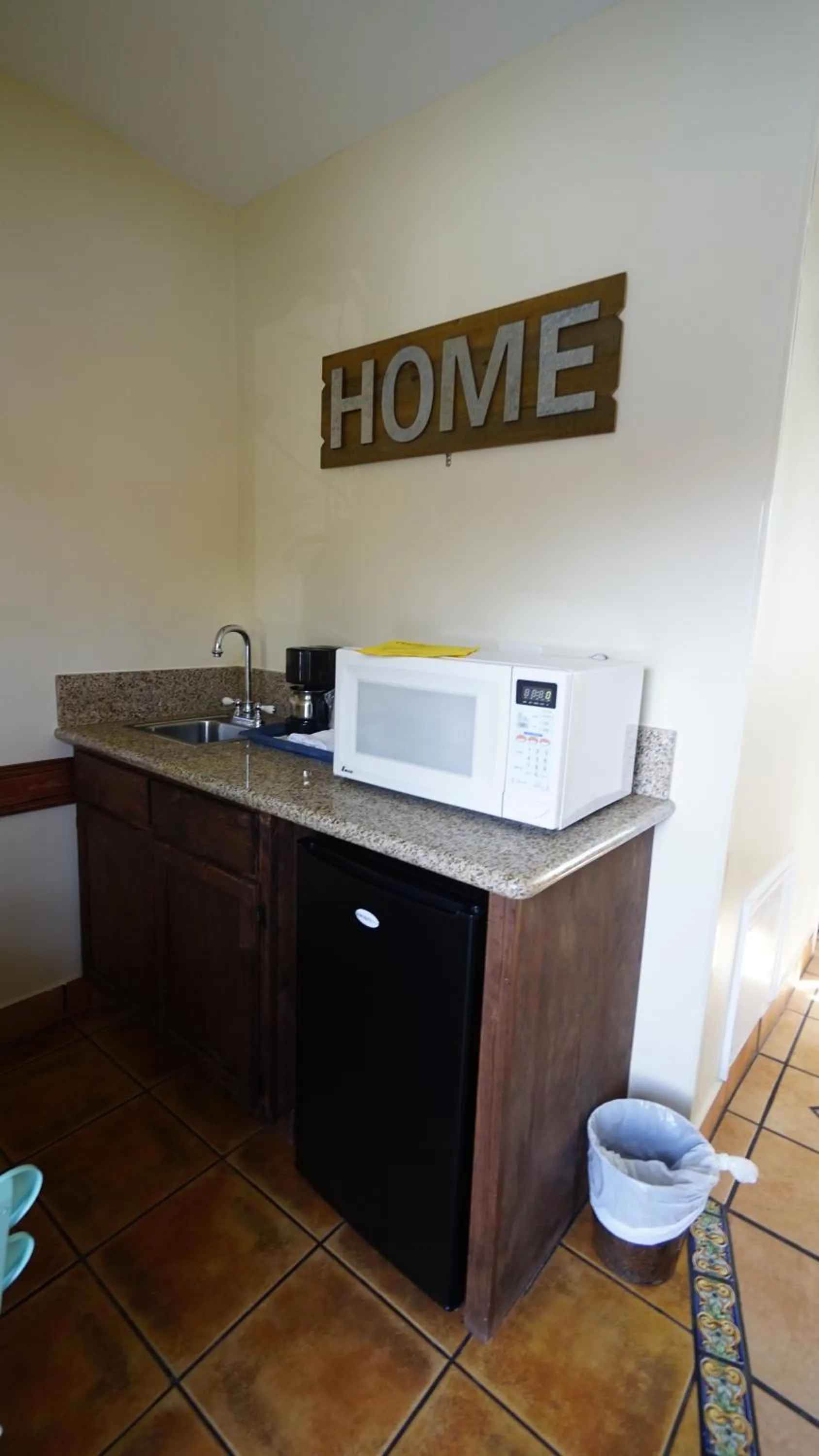 Kitchen or kitchenette in Villa Brasil Motel
