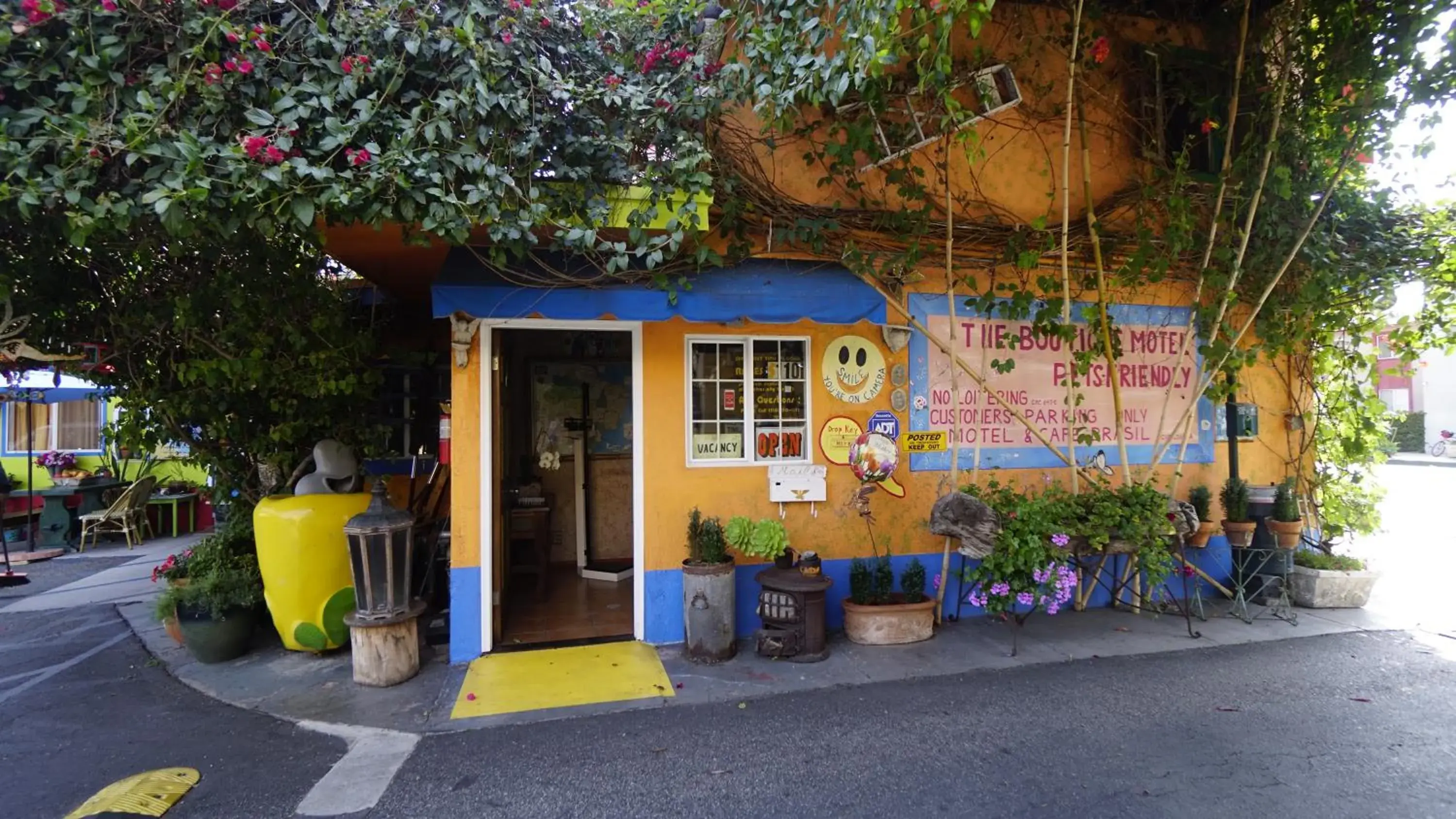 Property building in Villa Brasil Motel Property building in Villa Brasil Motel