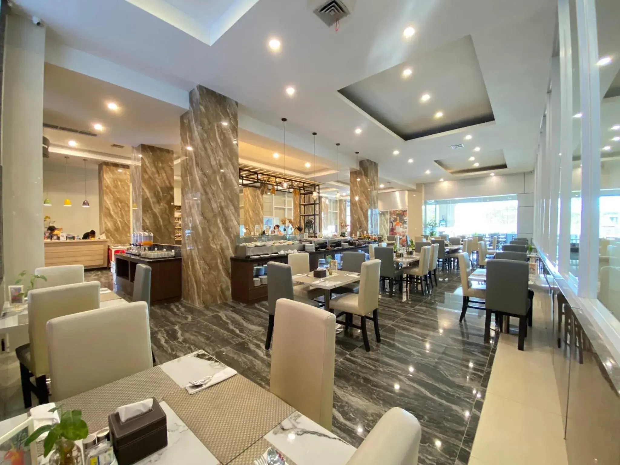 Restaurant/places to eat in Vega Prime Hotel & Convention Restaurant/places to eat in Vega Prime Hotel & Convention