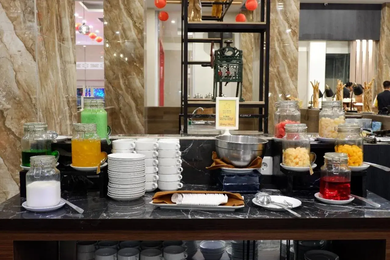 Food in Vega Prime Hotel & Convention Food in Vega Prime Hotel & Convention