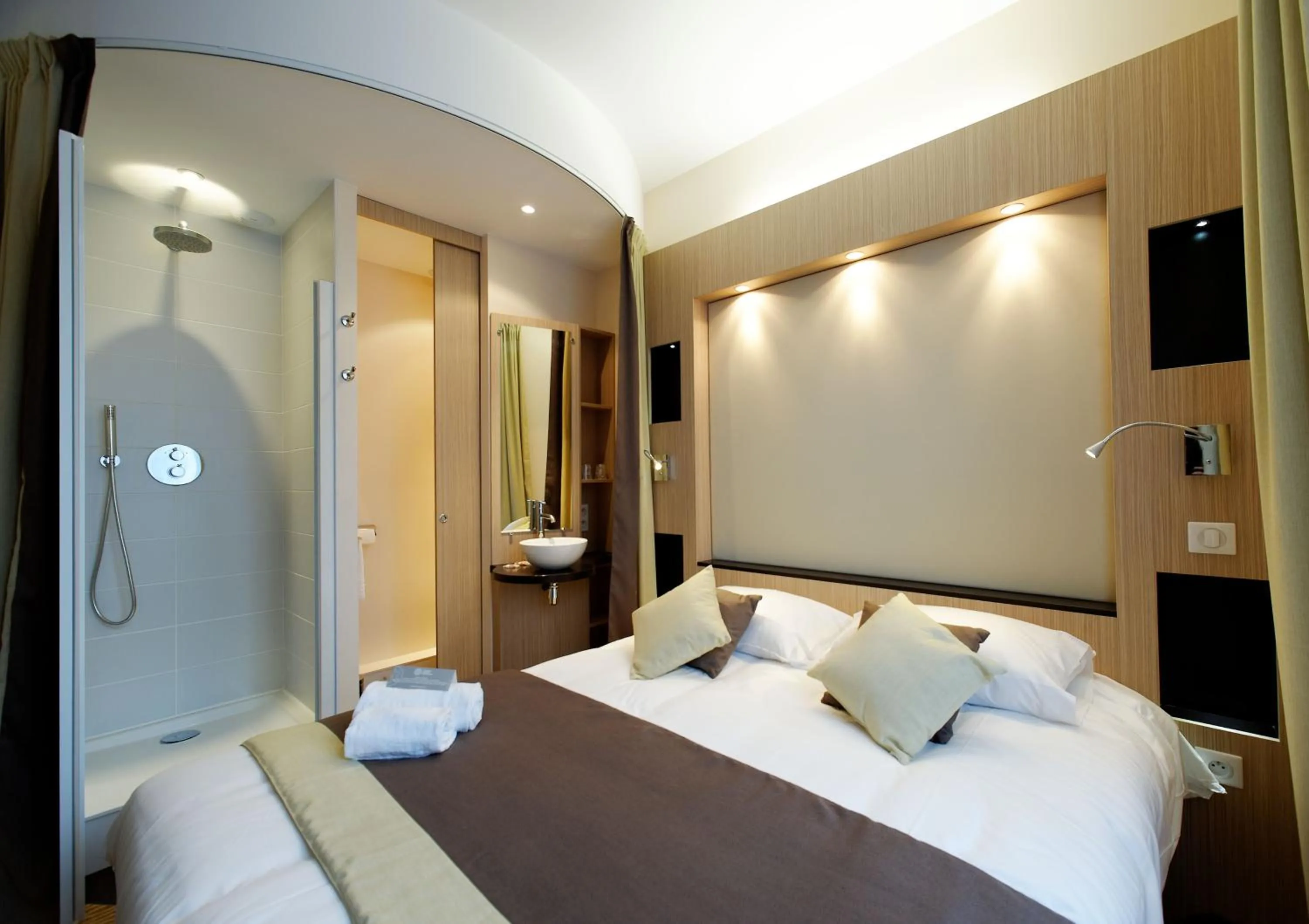 Photo of the whole room in Castel Victoria