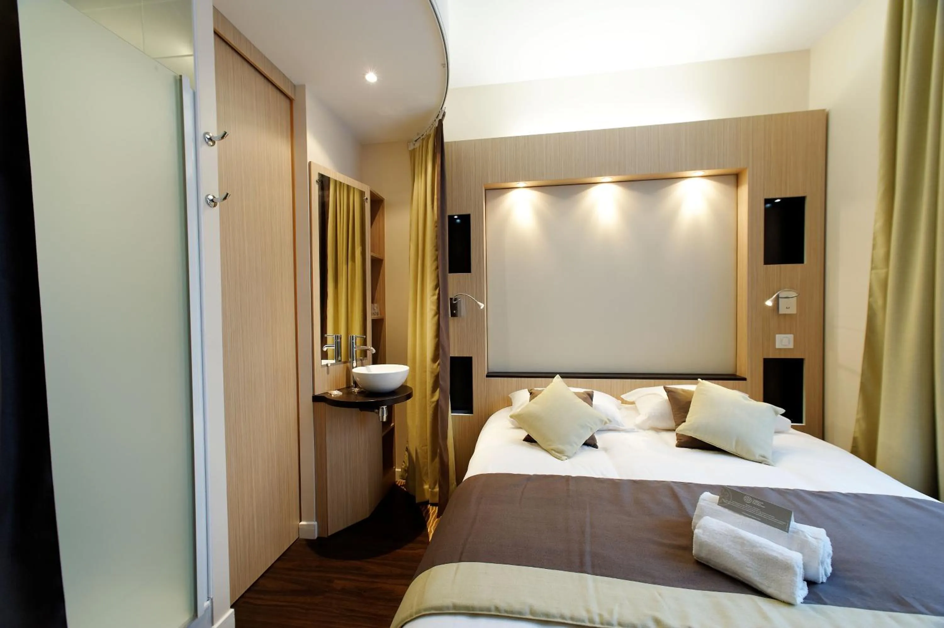 Photo of the whole room in Castel Victoria