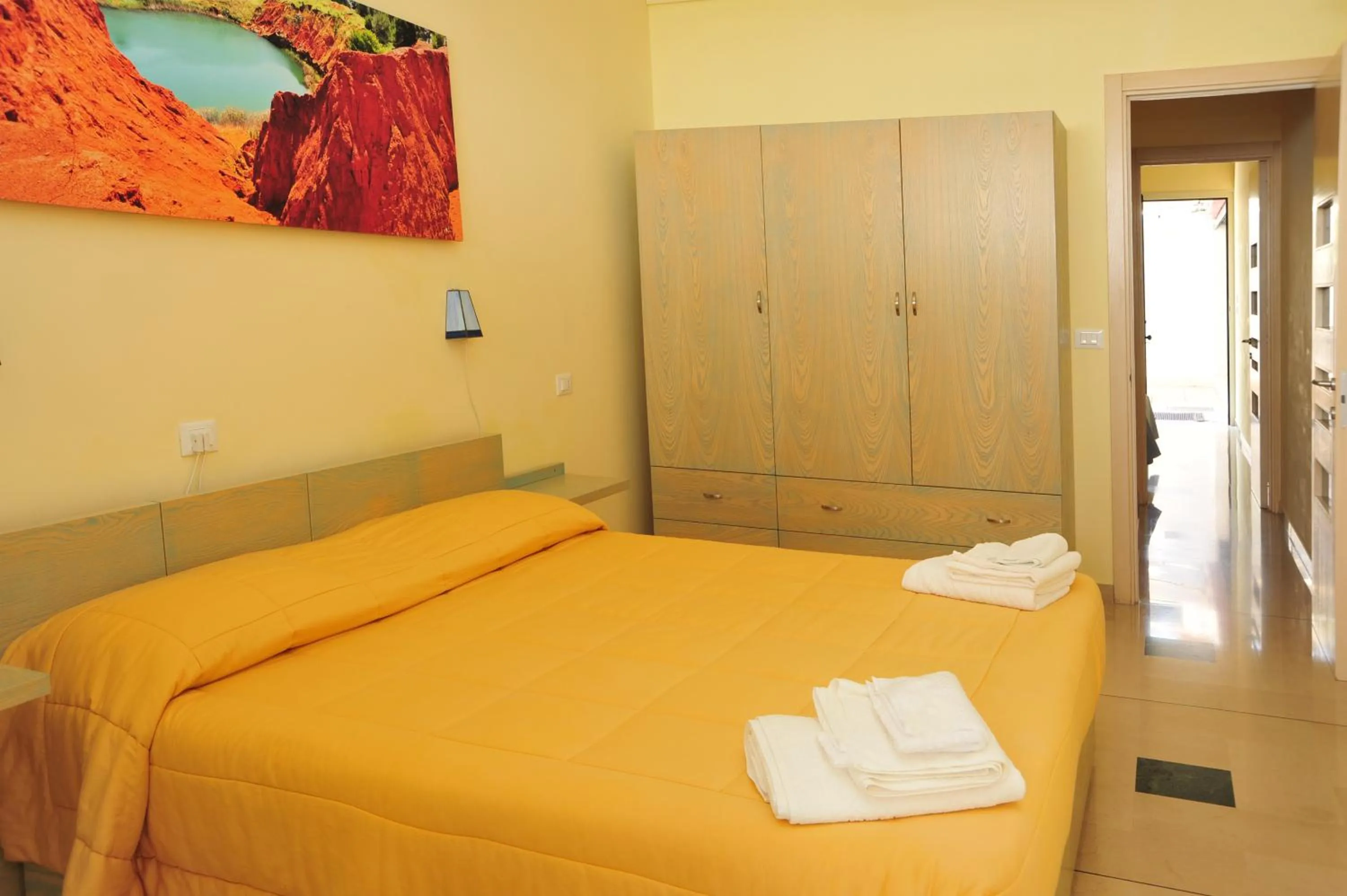 Bed in Cala Dei Normanni - Camere sul Lungomare