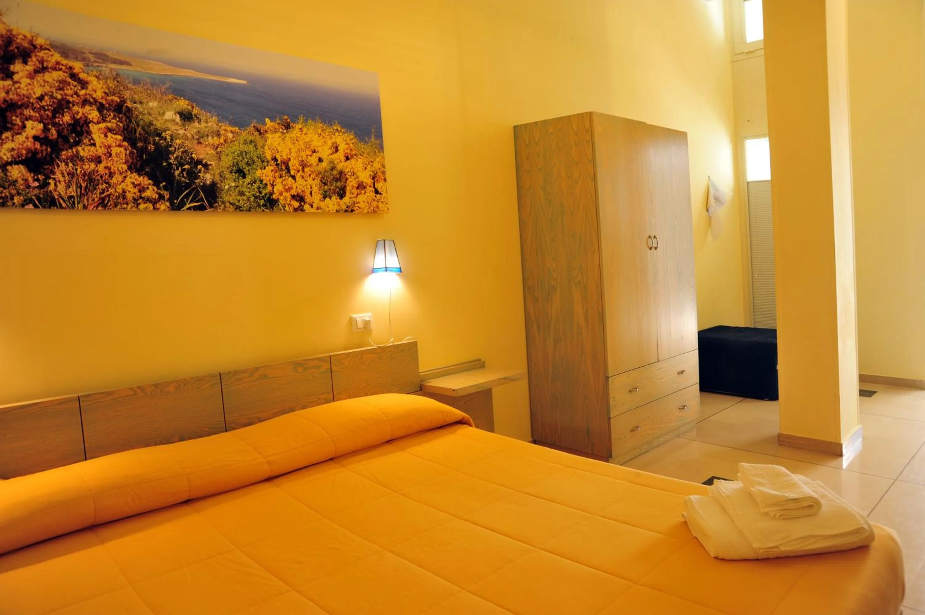 Bed in Cala Dei Normanni - Camere sul Lungomare