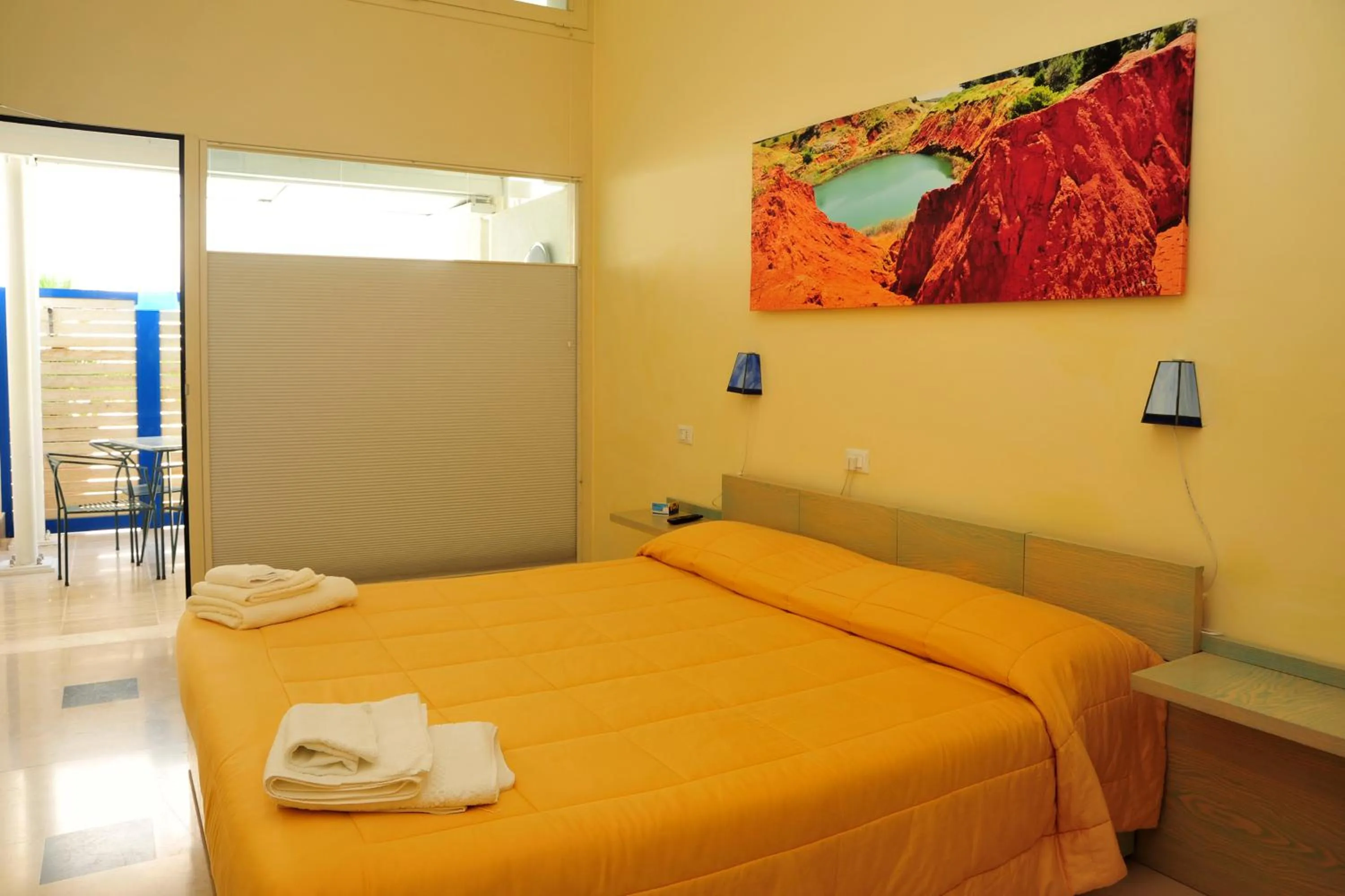 Bed in Cala Dei Normanni - Camere sul Lungomare