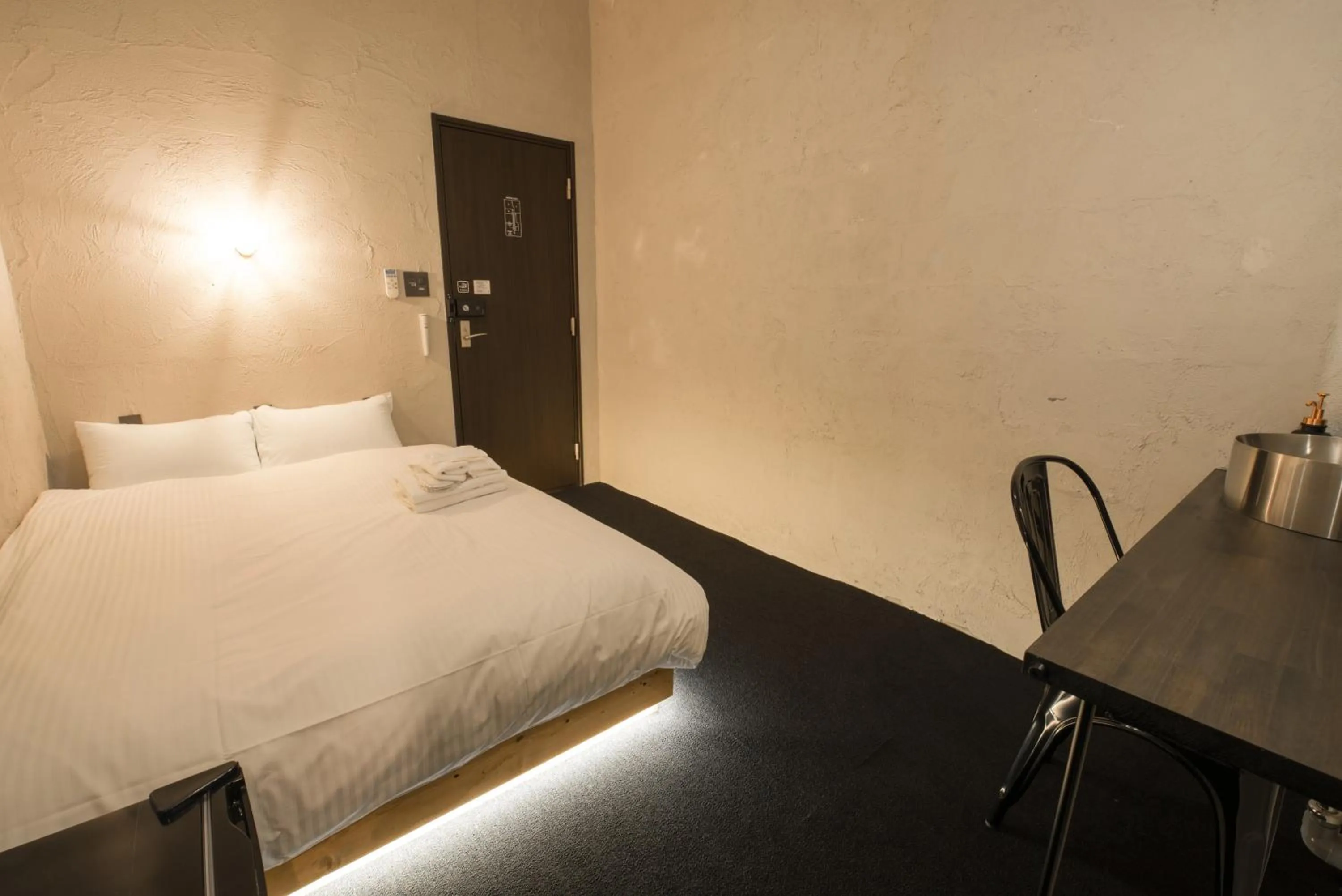 Bed in mizuka Imaizumi 2 - unmanned hotel -