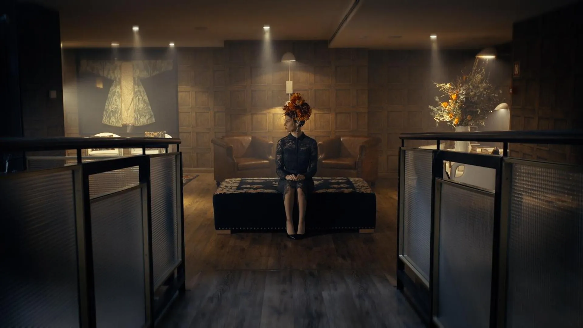 Library in Ofelias Hotel 4Sup