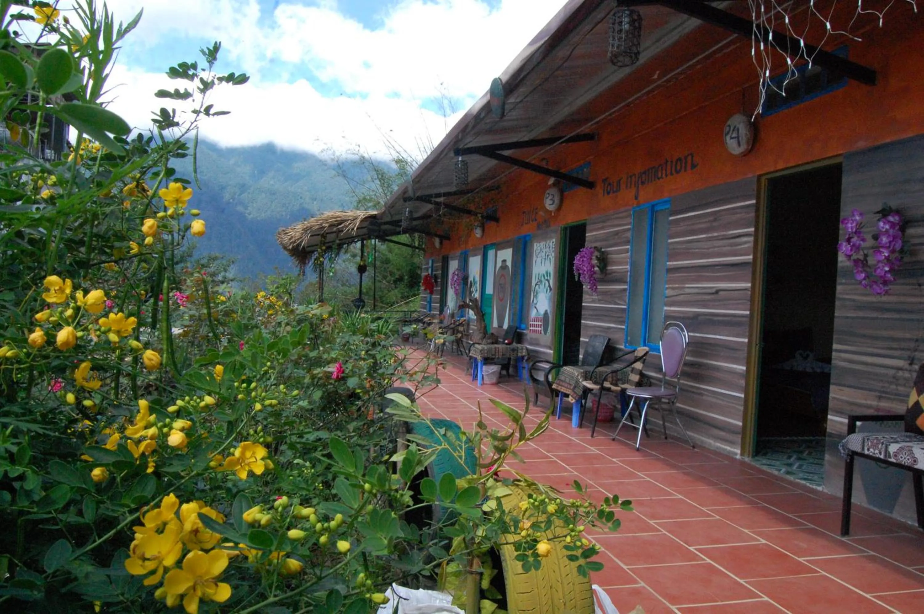 Property building in Sapa Tatu Homestay