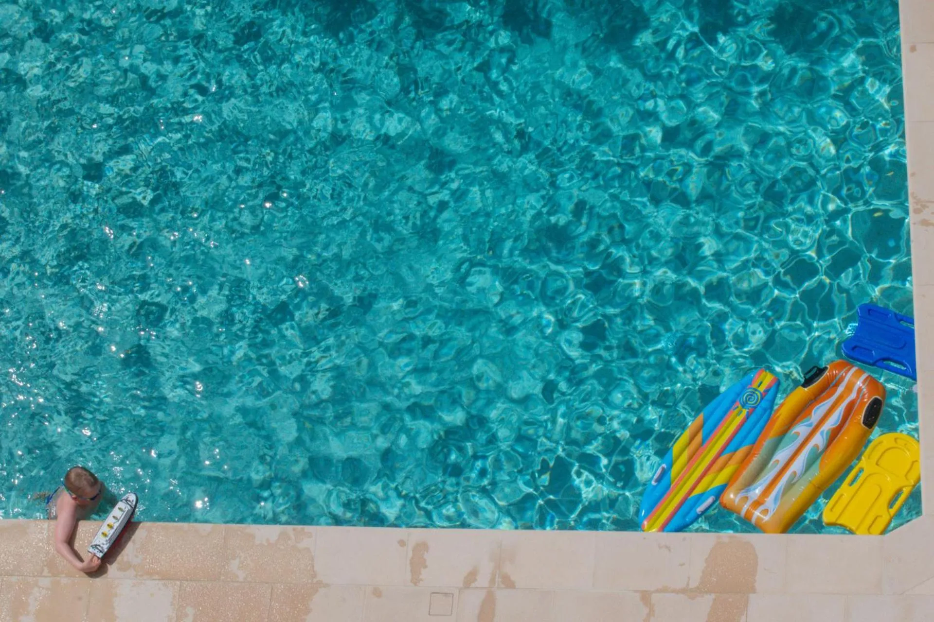 Swimming pool in Stefanakis Hotel & Apartments