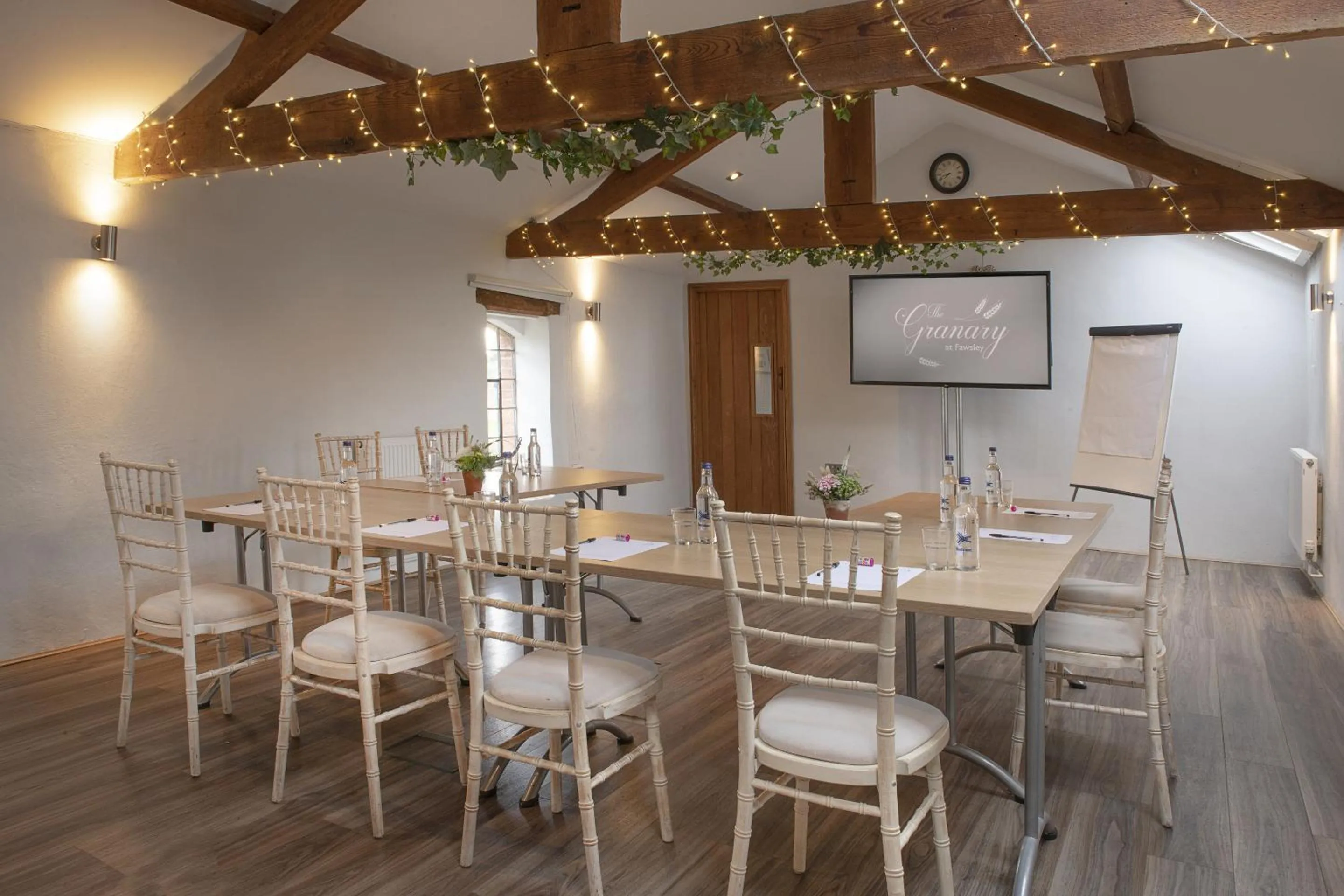 Meeting/conference room in The Granary at Fawsley