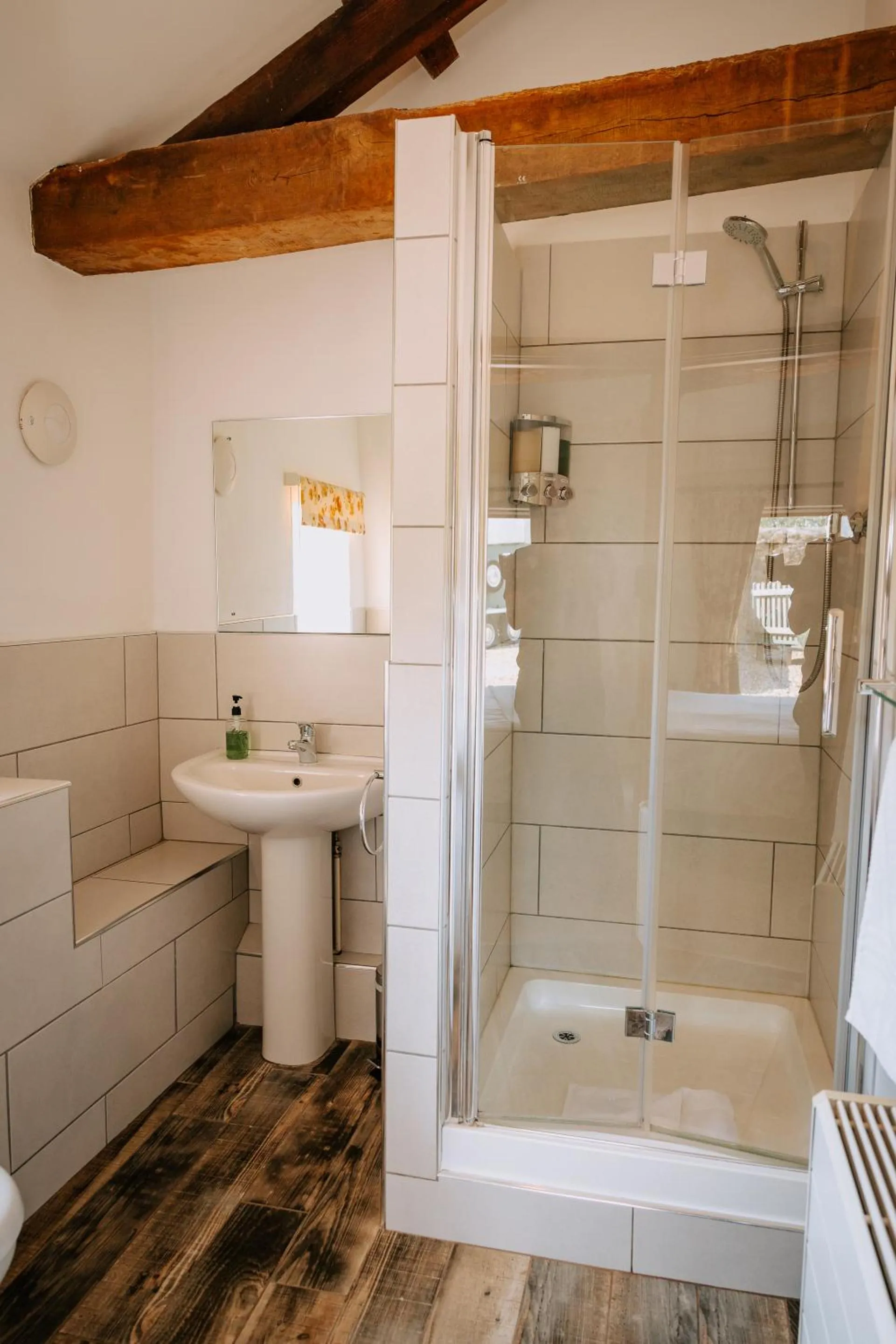 Bathroom in The Granary at Fawsley