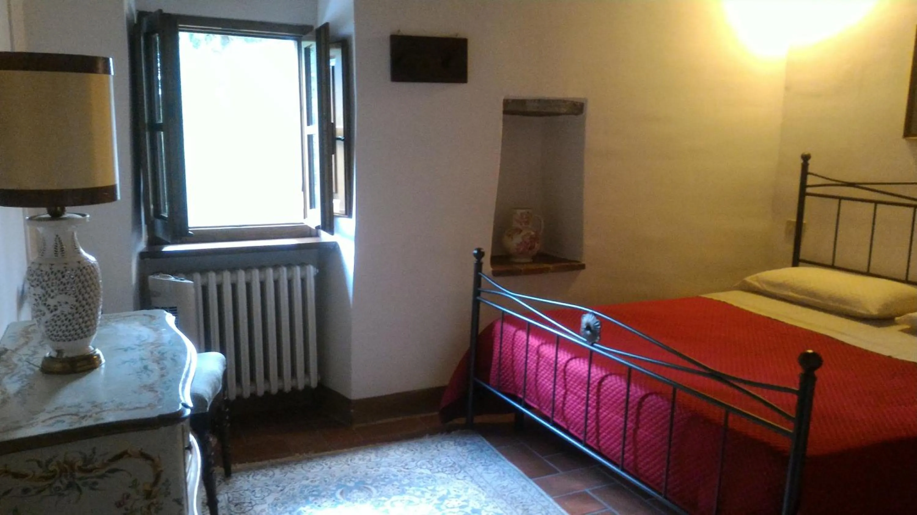 Bed in Villa La Nussa