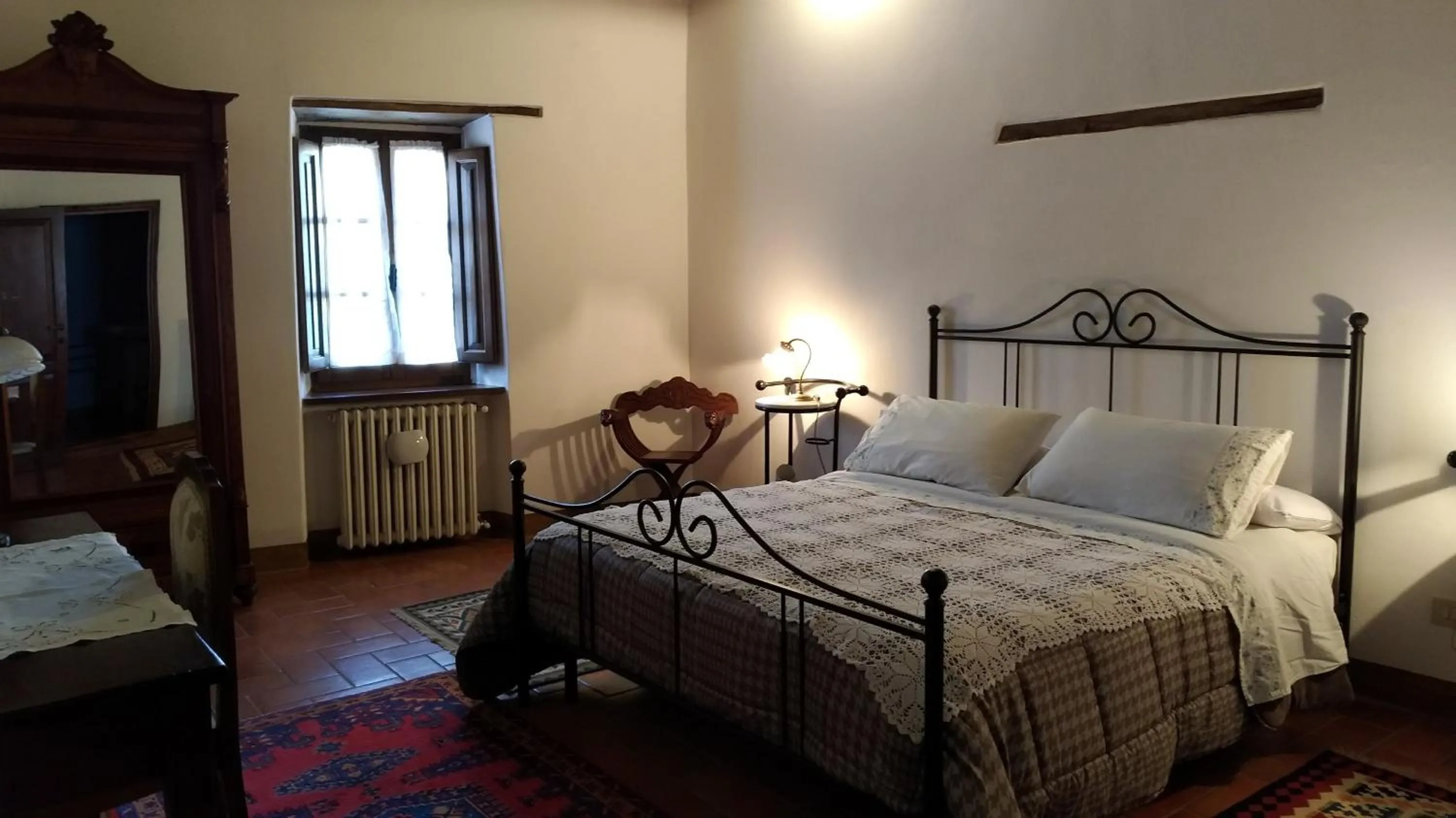 Bedroom, Bed in Villa La Nussa