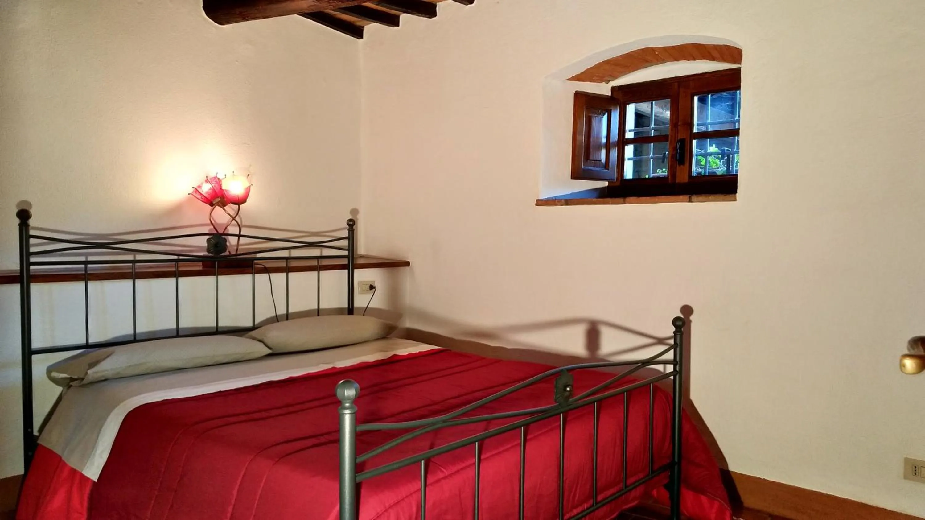 Bed in Villa La Nussa