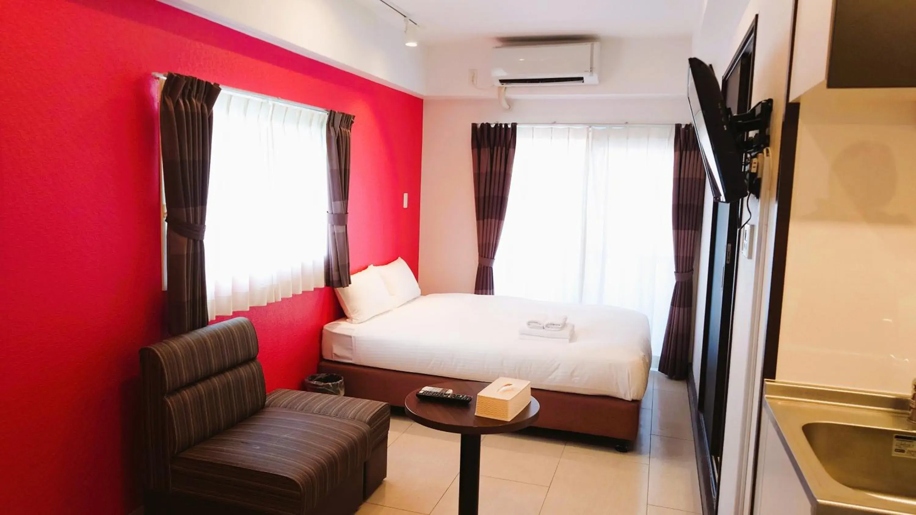 Double Room - single occupancy in BiBi Hotel FUTENMA Double Room - single occupancy in BiBi Hotel FUTENMA