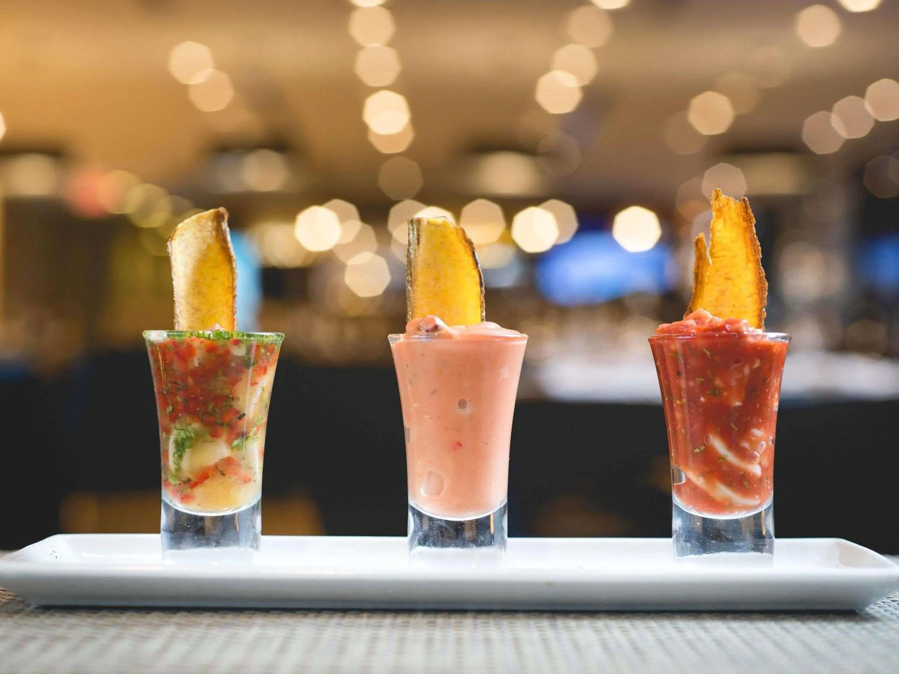 Restaurant/places to eat in Novotel Bogota Parque 93