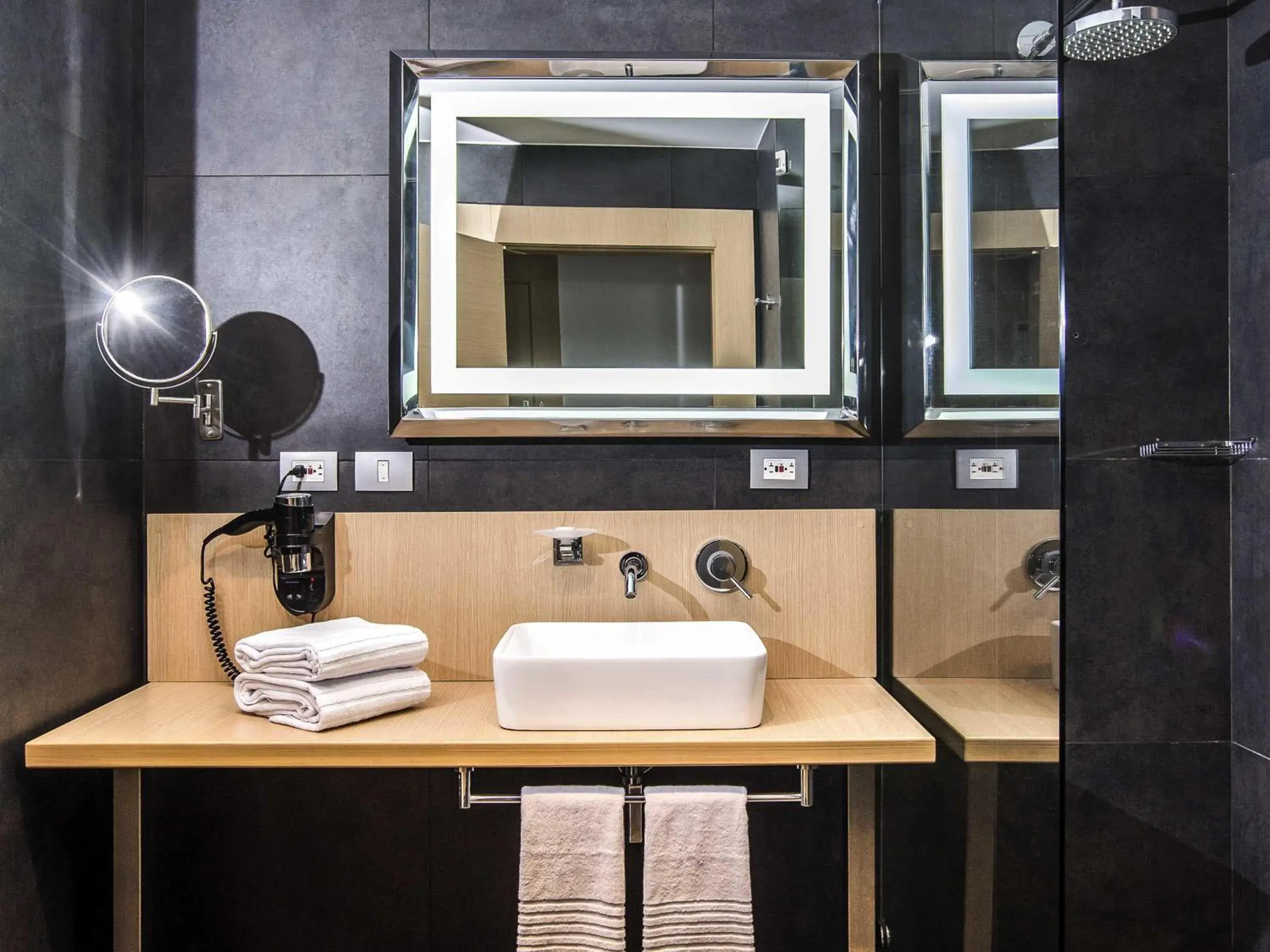 Superior Twin Room in Novotel Bogota Parque 93 Superior Twin Room in Novotel Bogota Parque 93