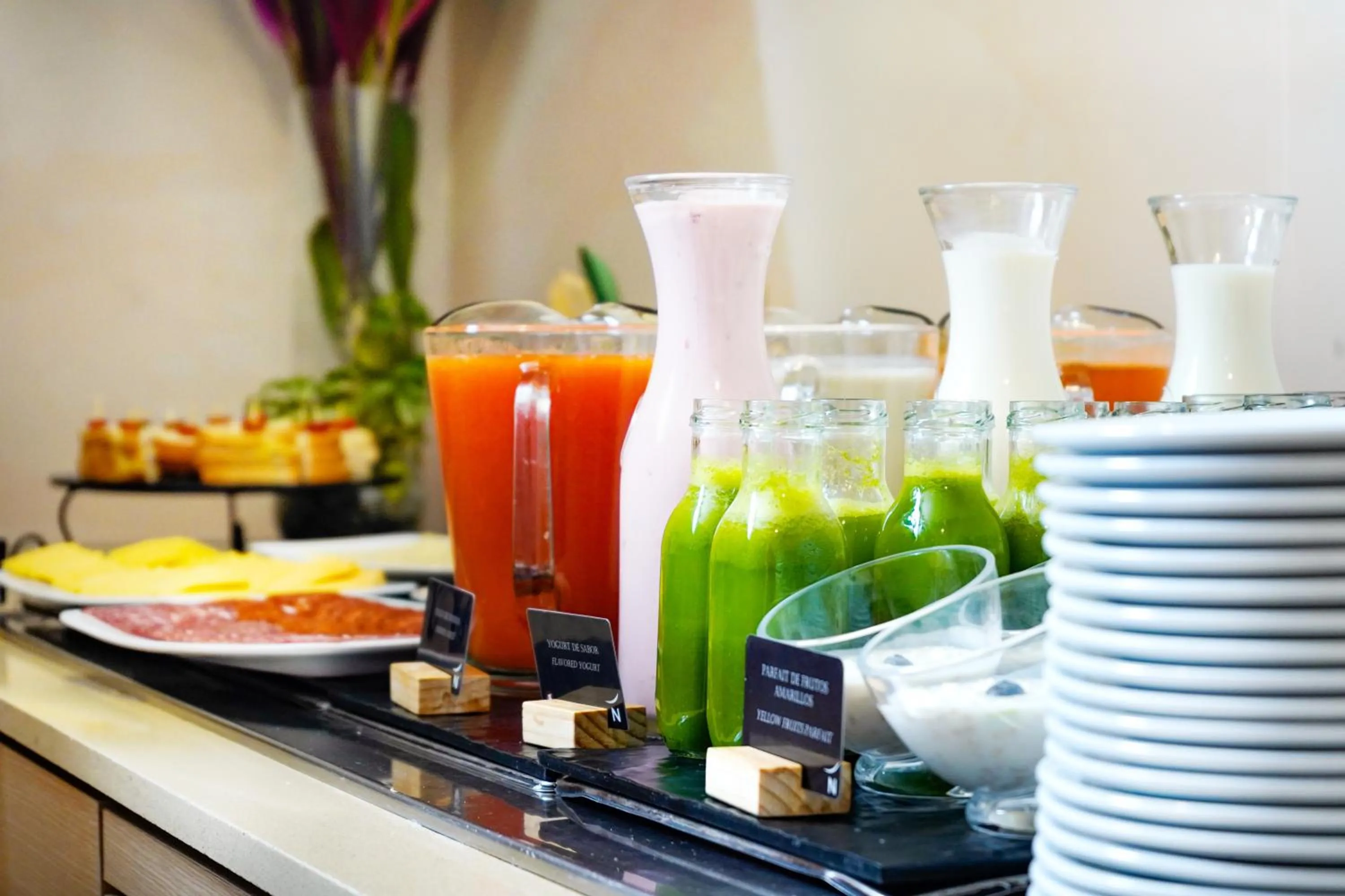 Breakfast in Novotel Bogota Parque 93