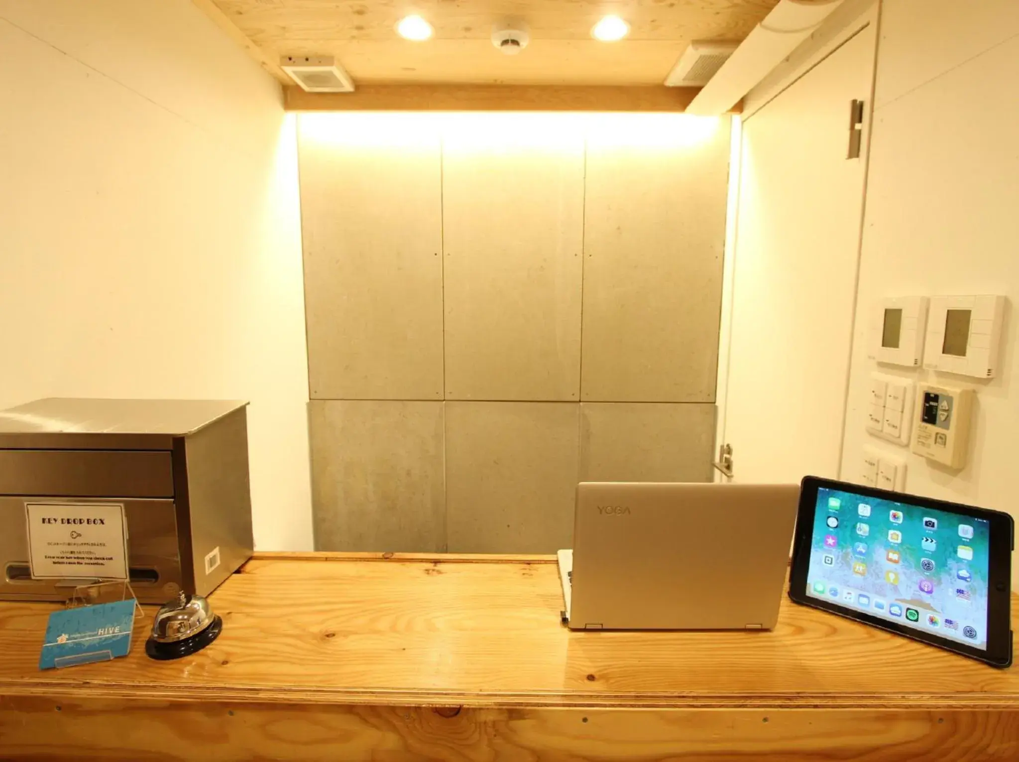 Lobby or reception in Ishigaki Guesthouse HIVE Lobby or reception in Ishigaki Guesthouse HIVE