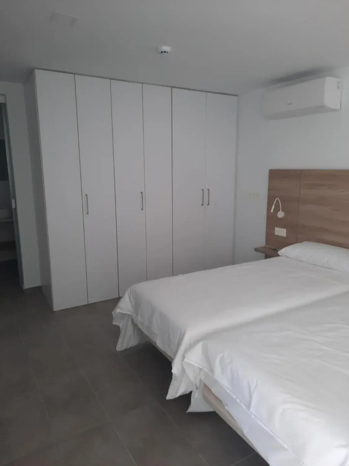 Bed in Kikere Studios Bed in Kikere Studios