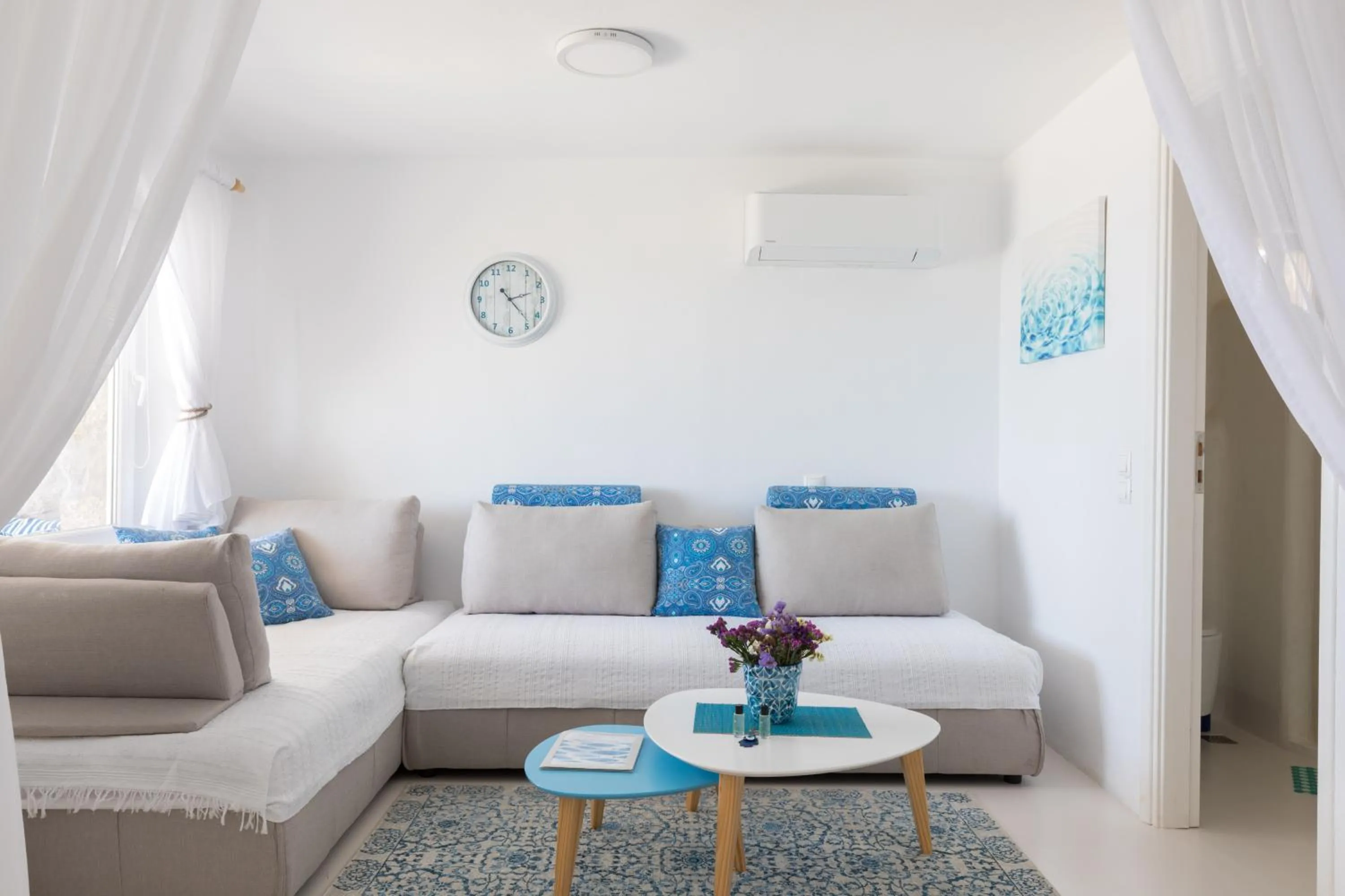 Living room in Sugar Blue