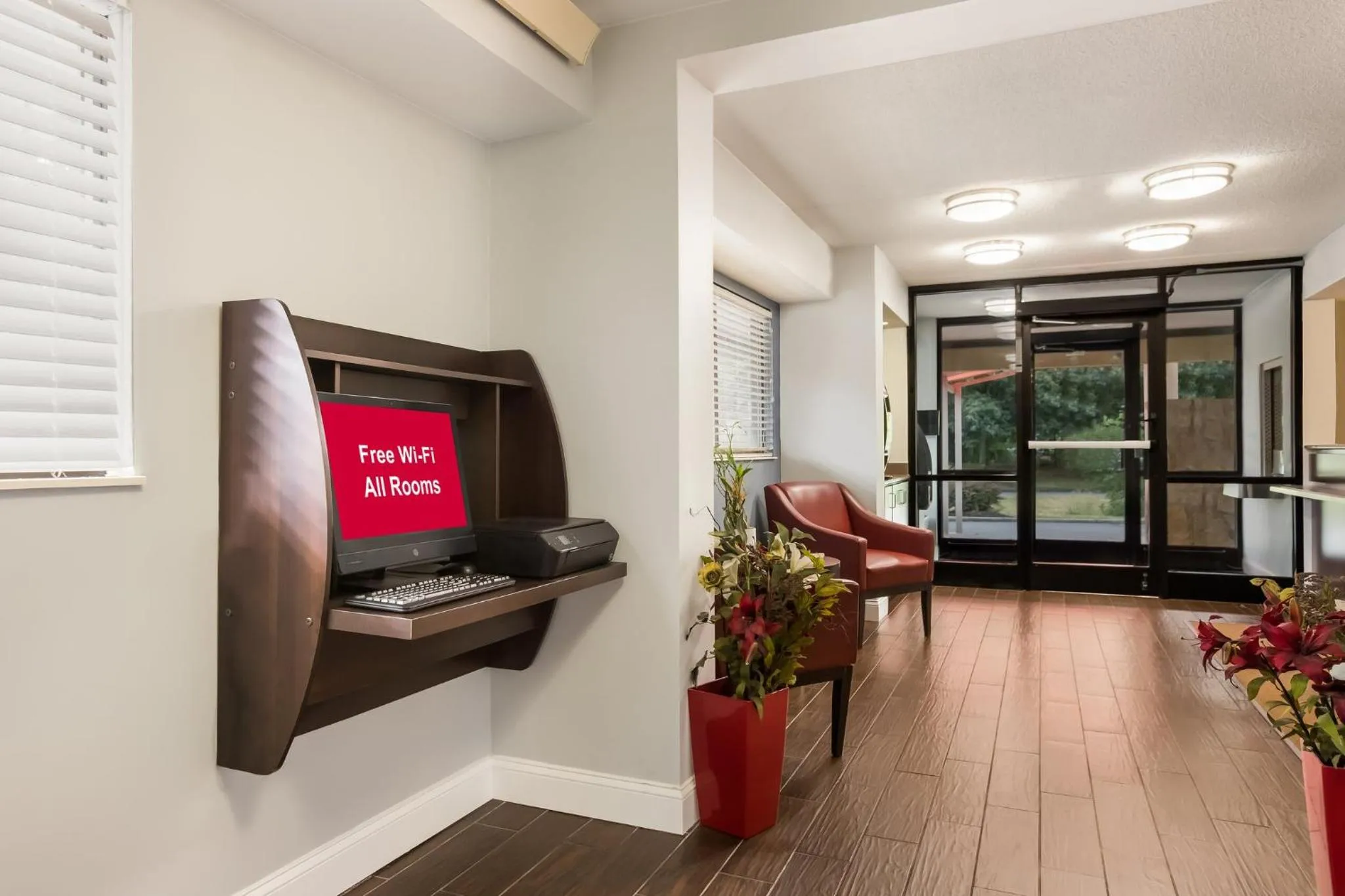 Business facilities in Red Roof Inn Princeton - Ewing