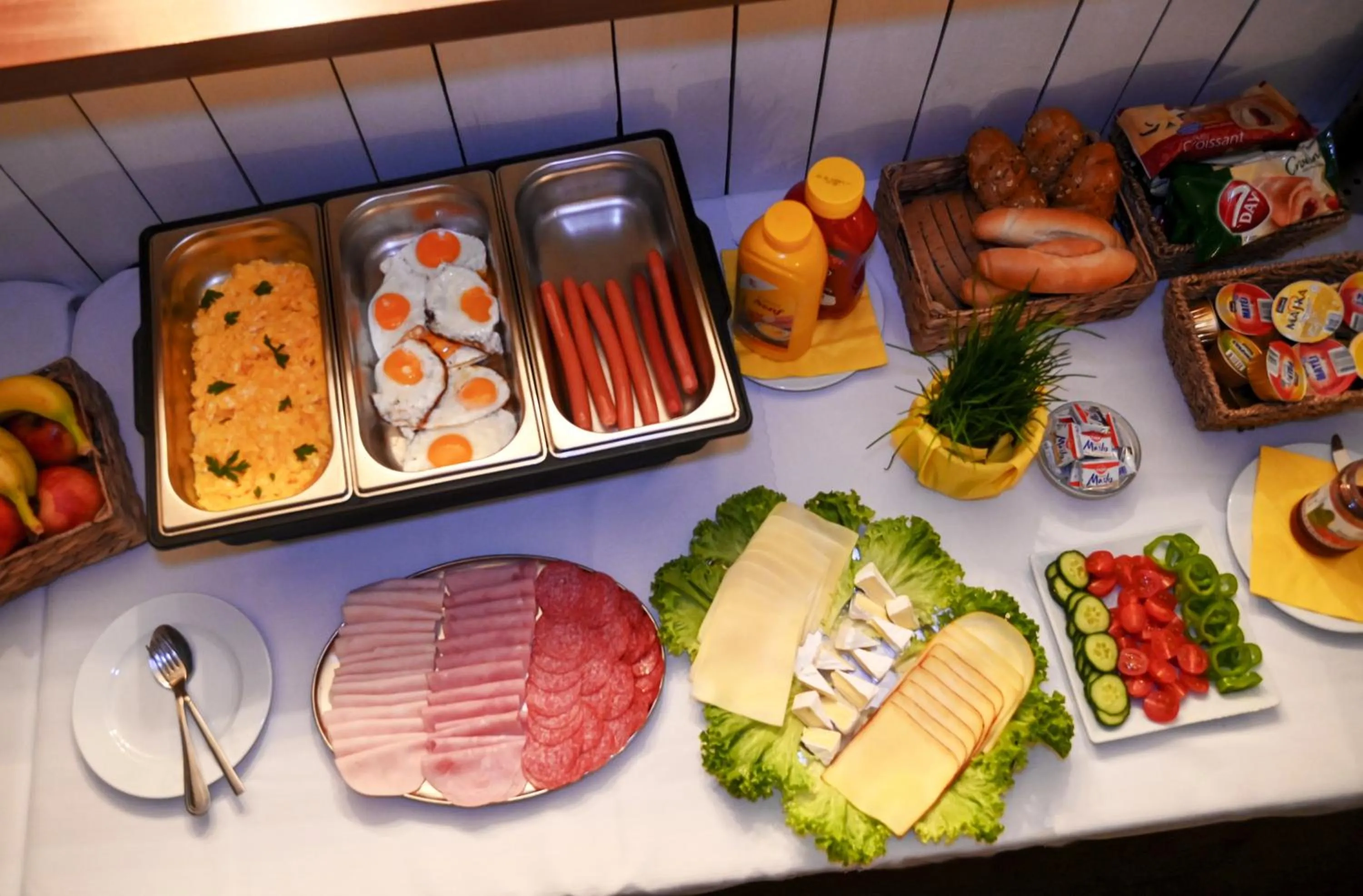 Breakfast in Hotel Branč, Garni