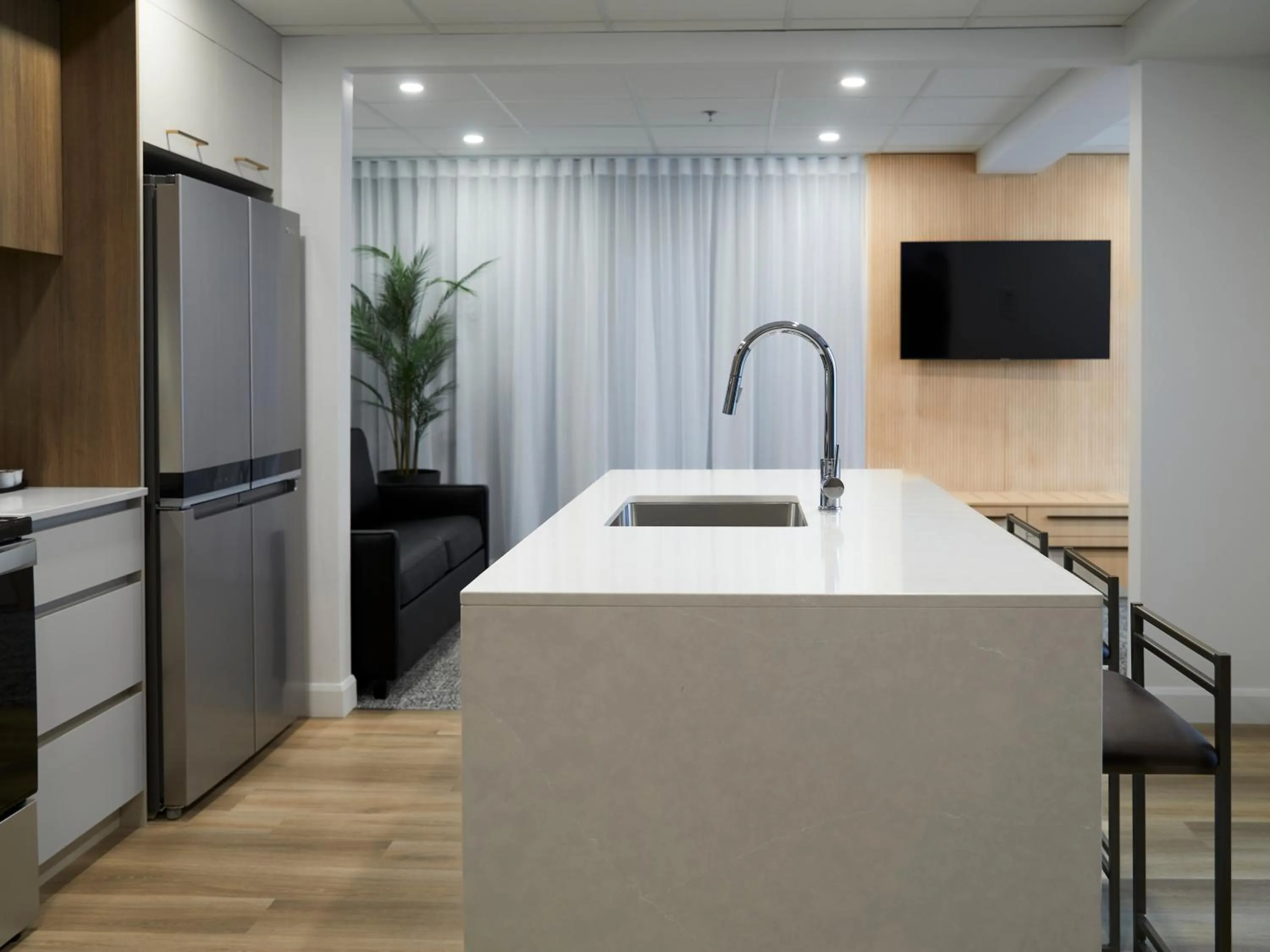 oven in Hôtel Cofortel