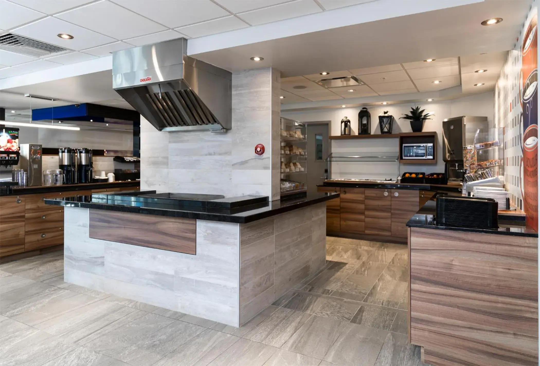 Restaurant/places to eat in Hôtel Cofortel Restaurant/places to eat in Hôtel Cofortel