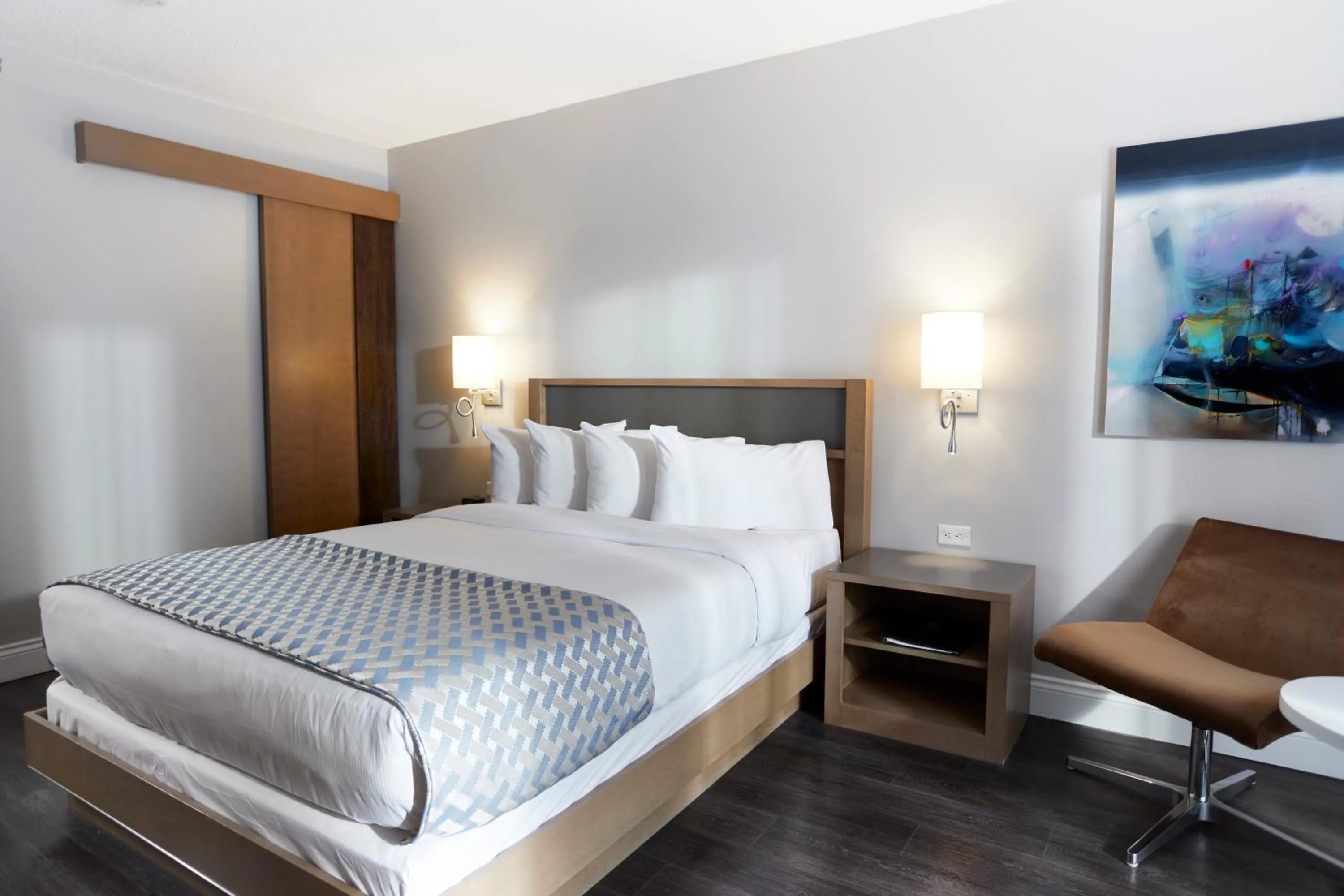 Bed in Hôtel Cofortel