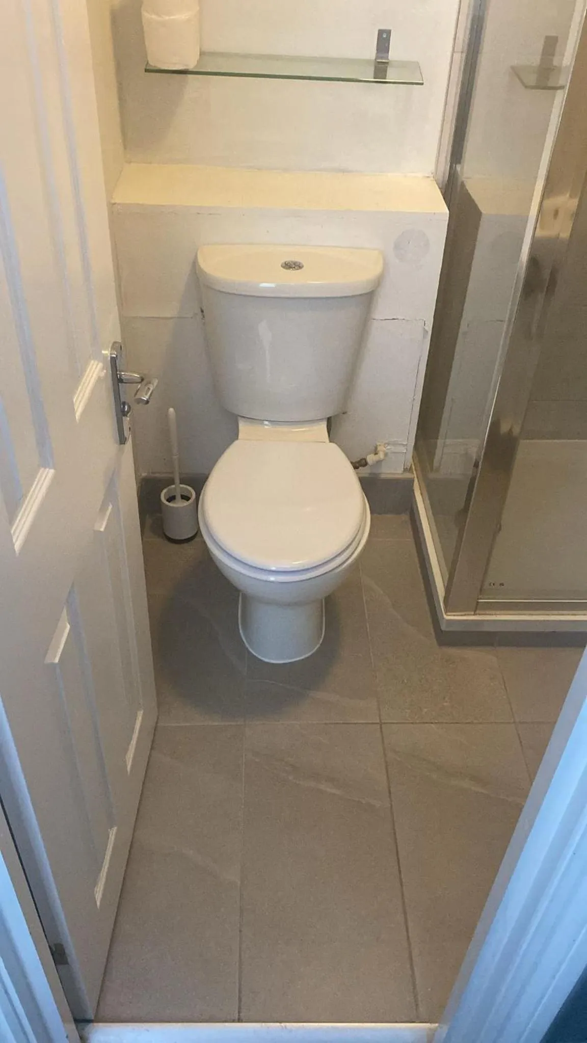 Bathroom in The Stag Enfield