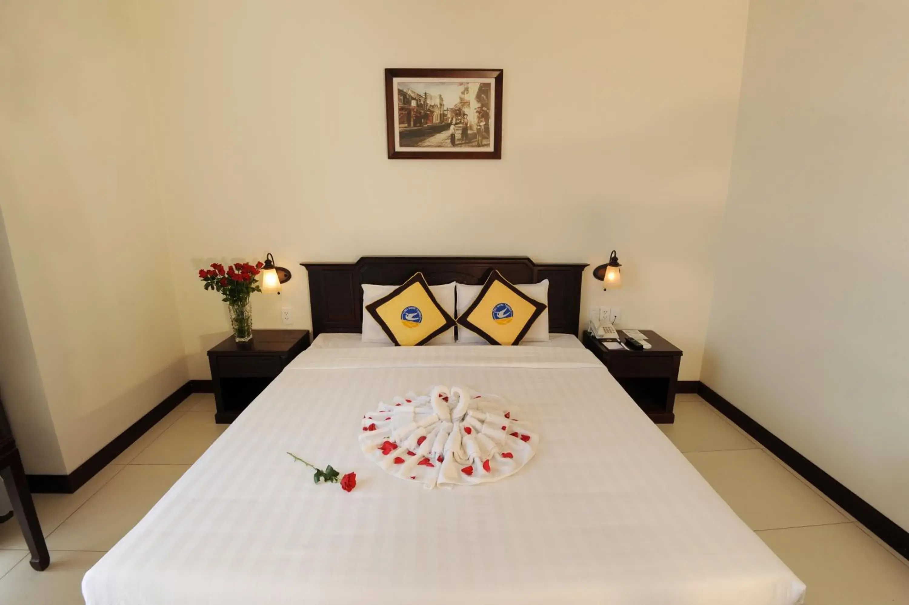 Bed in Cuu Long Hotel Bed in Cuu Long Hotel