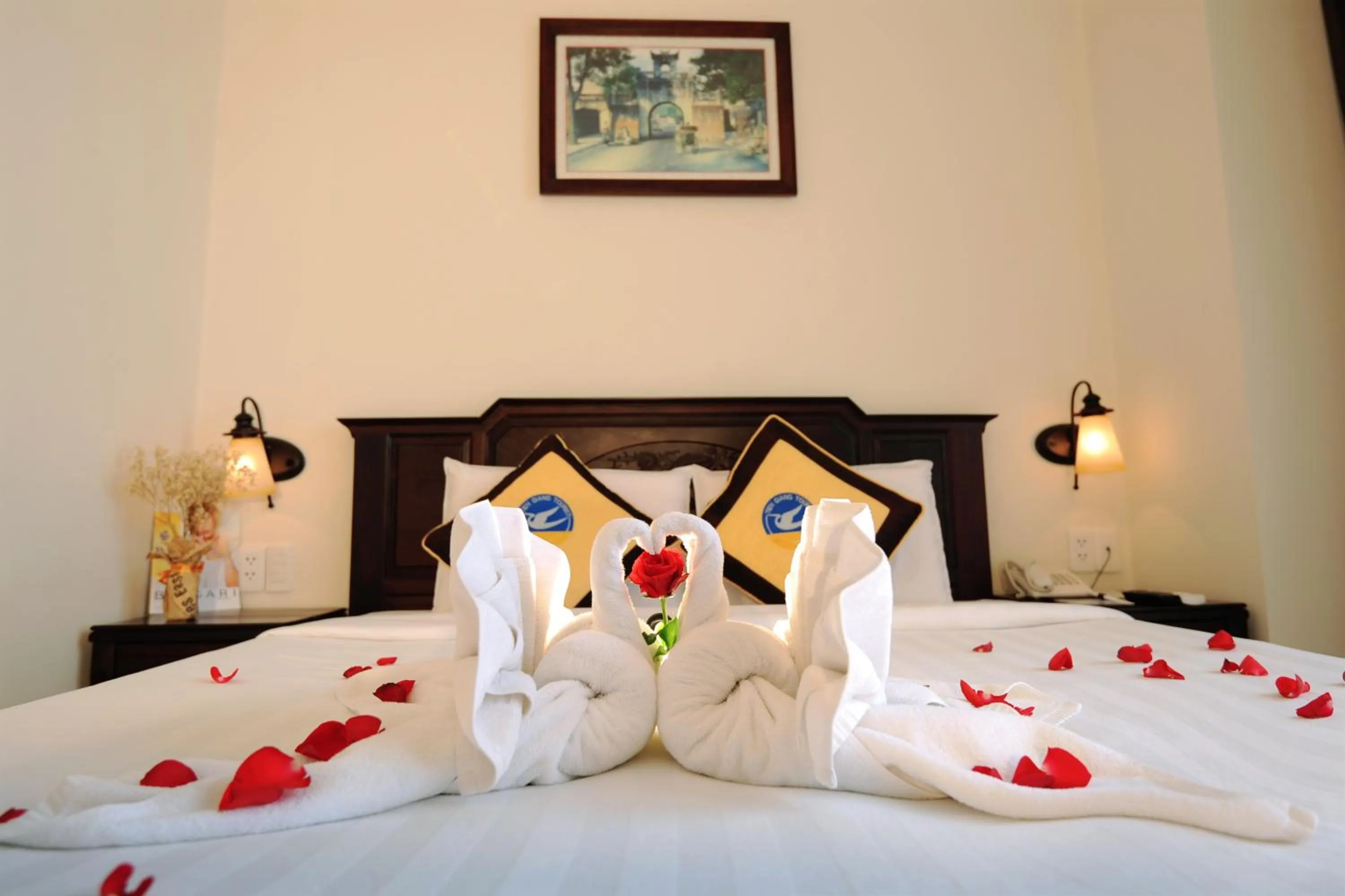 Bed in Cuu Long Hotel