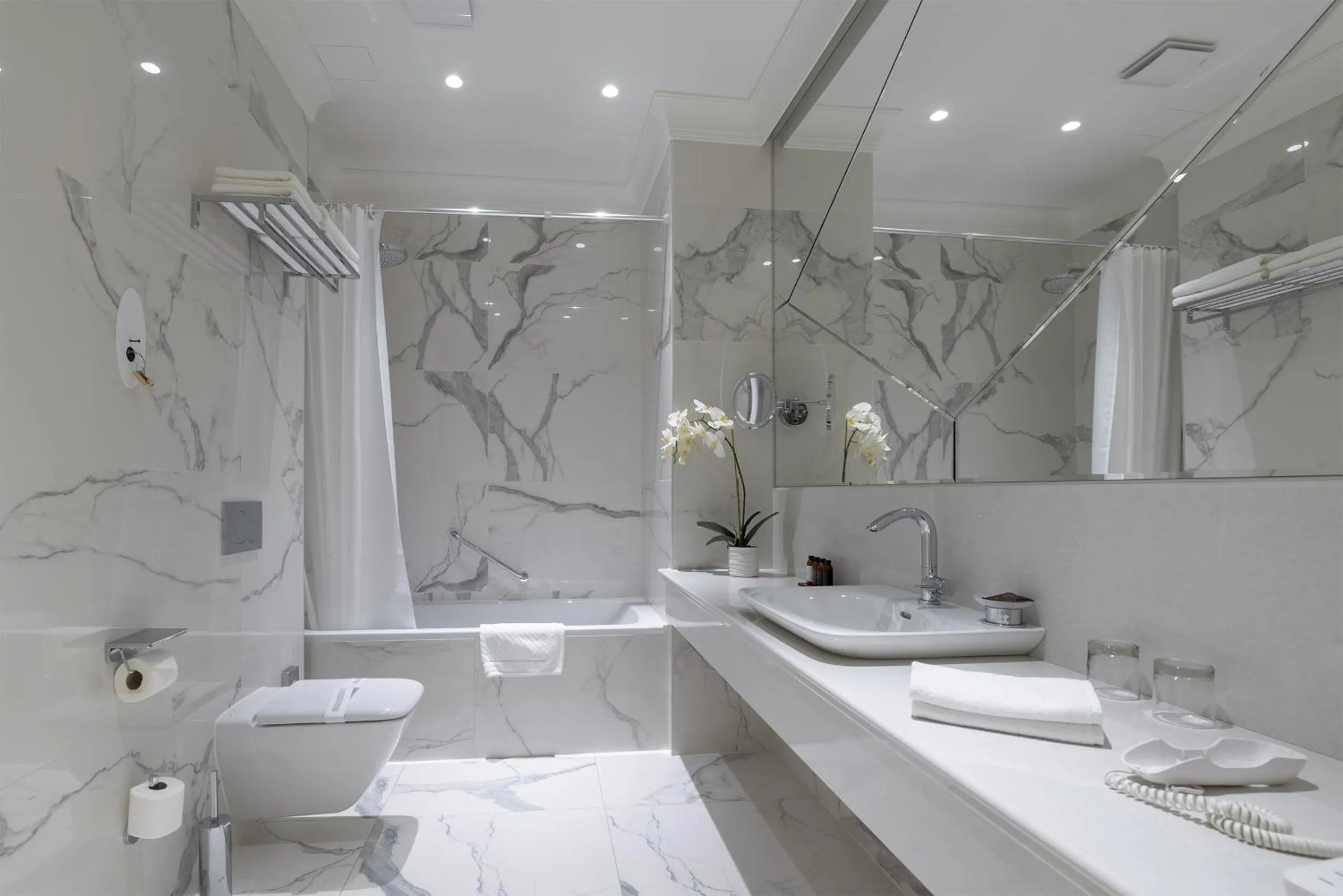 Bathroom in Boutique Hotel Corso