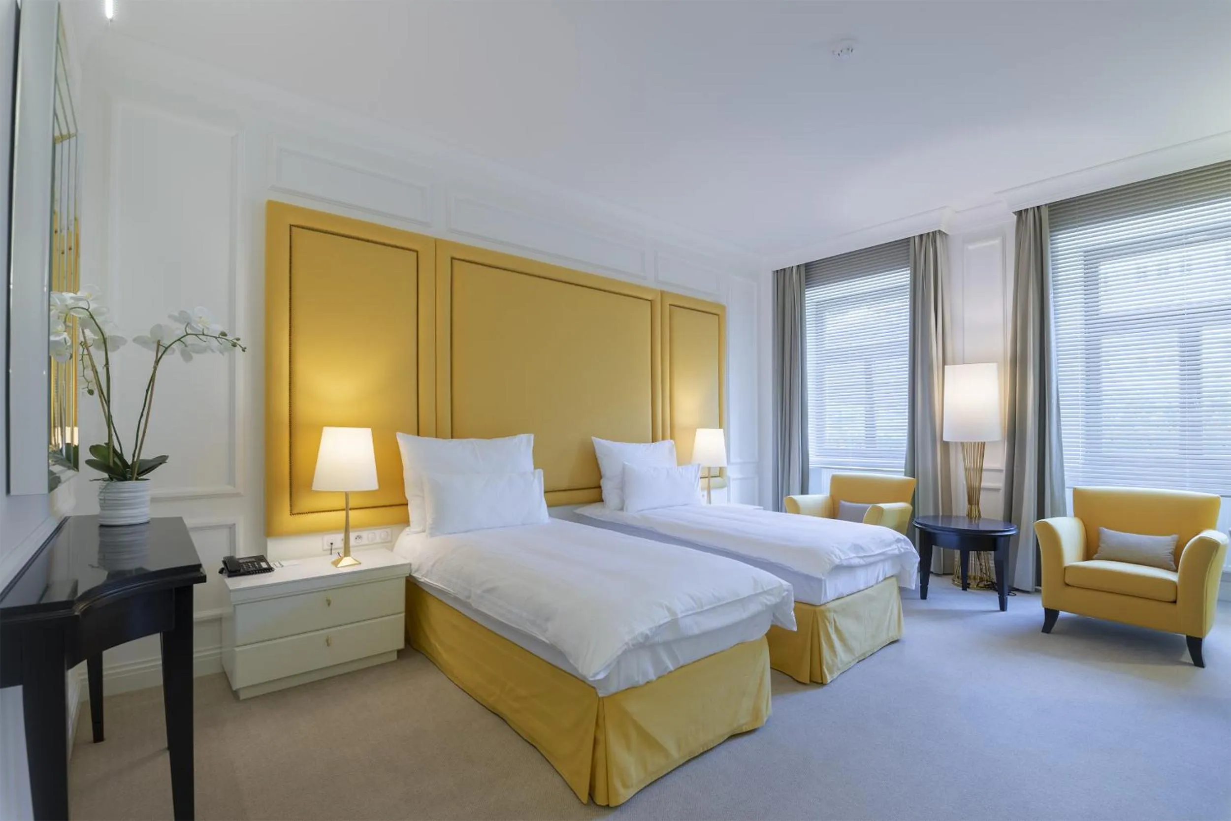 Bed in Boutique Hotel Corso