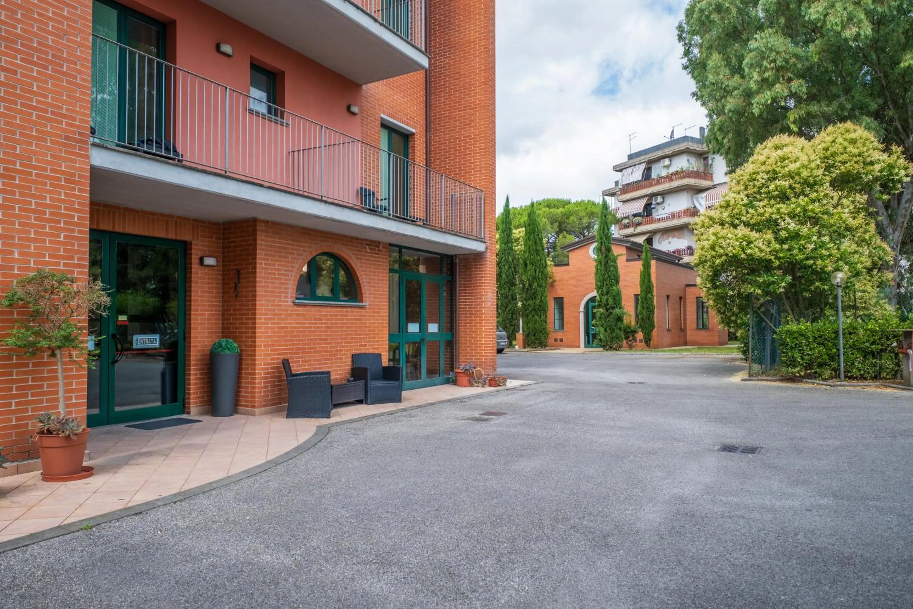 Facade/entrance in Casa Betania