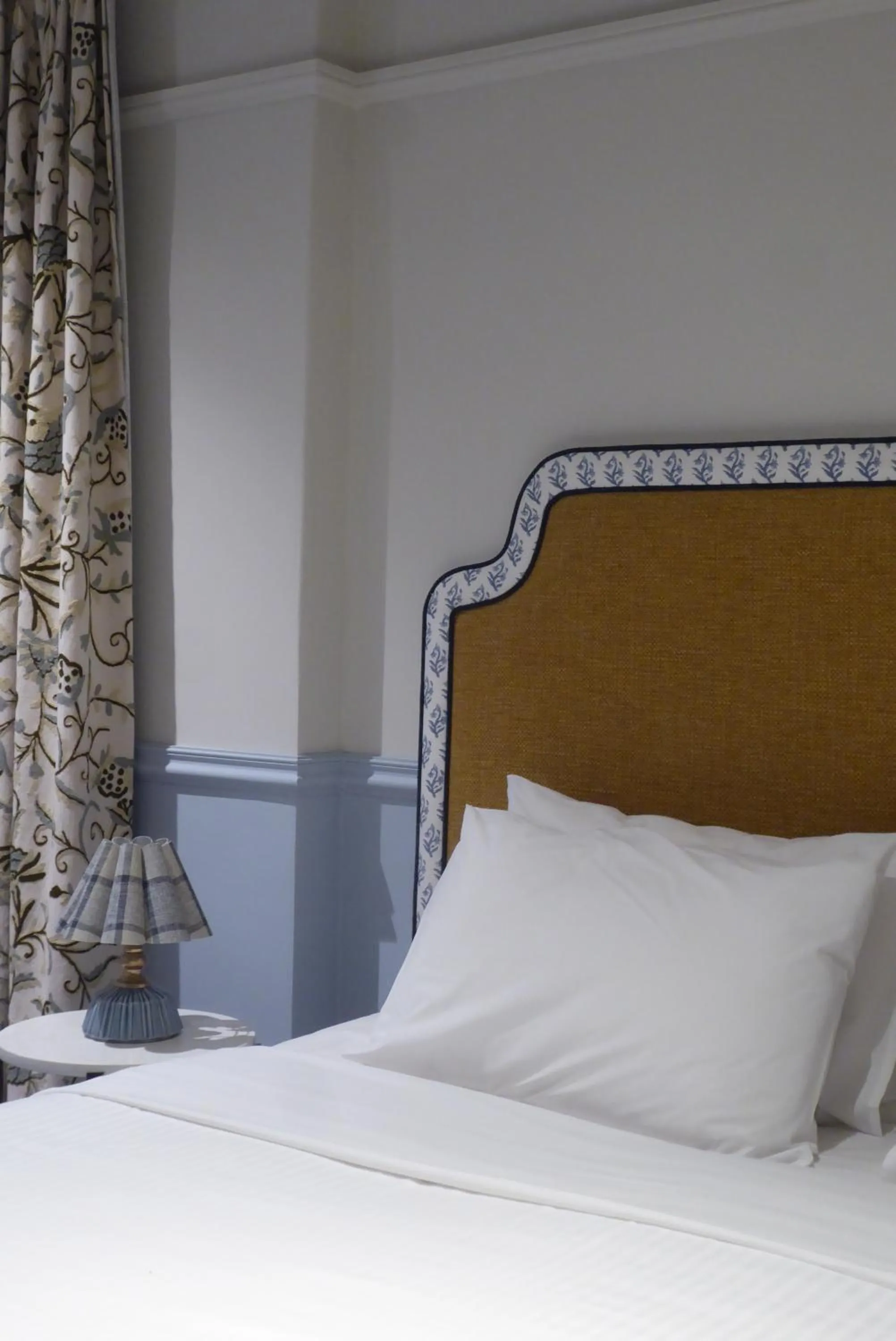 Bed in No 9 Springfield