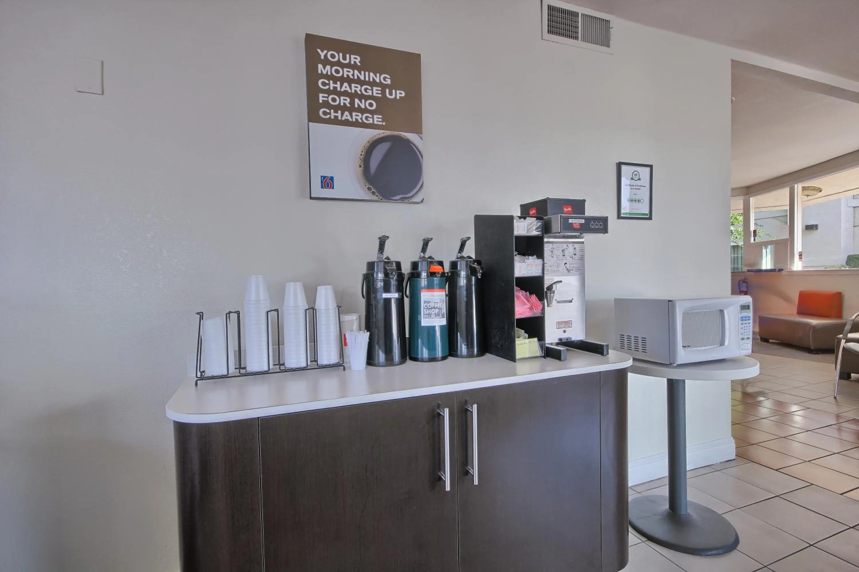 Coffee/tea facilities in Motel 6-Merced, CA