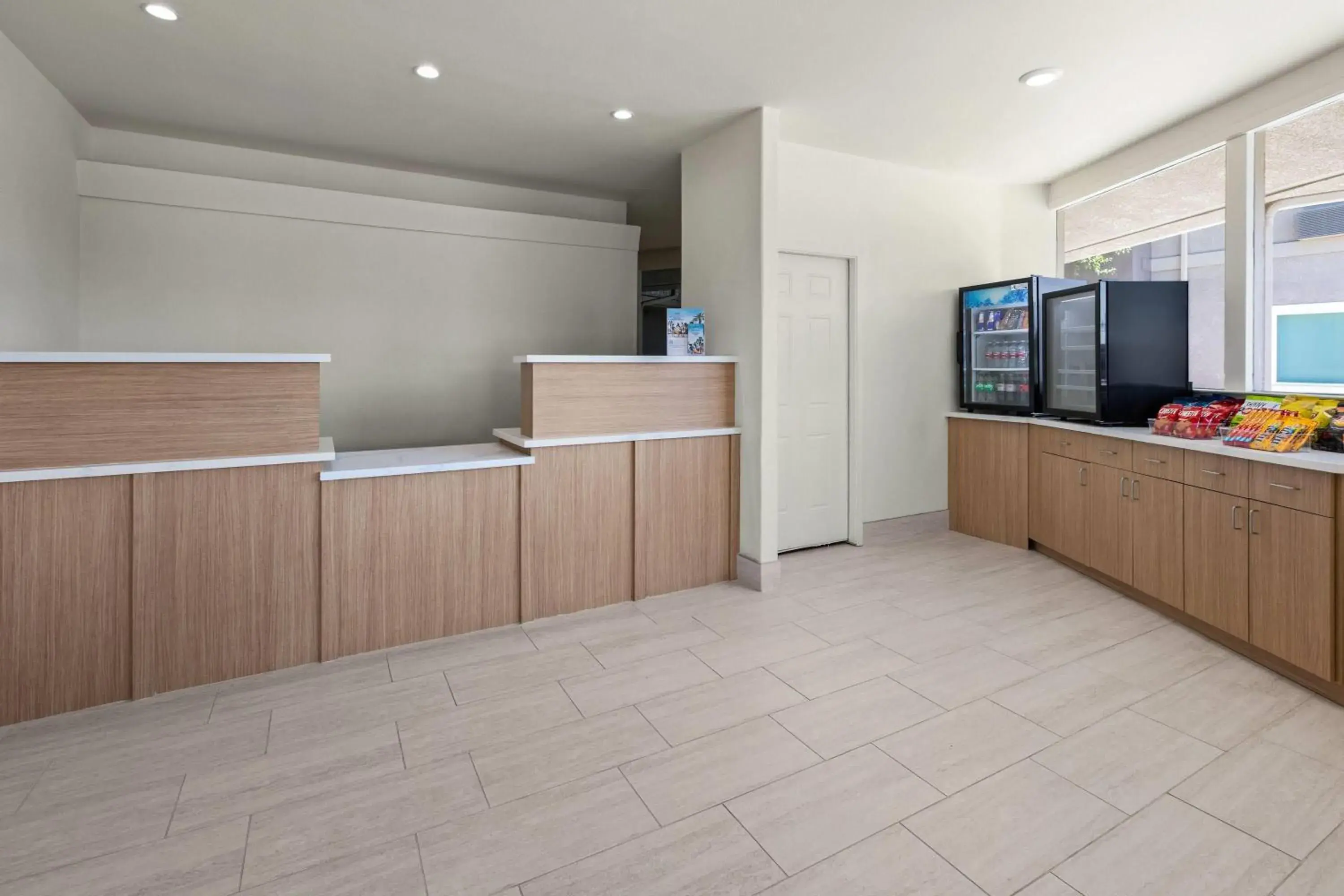 Lobby or reception in Ramada by Wyndham Merced Lobby or reception in Ramada by Wyndham Merced